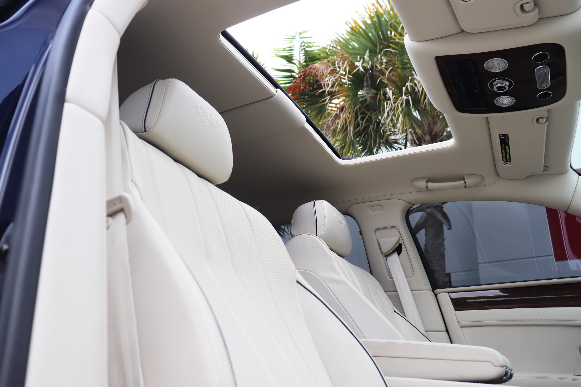 Used-2014-Bentley-Flying-Spur