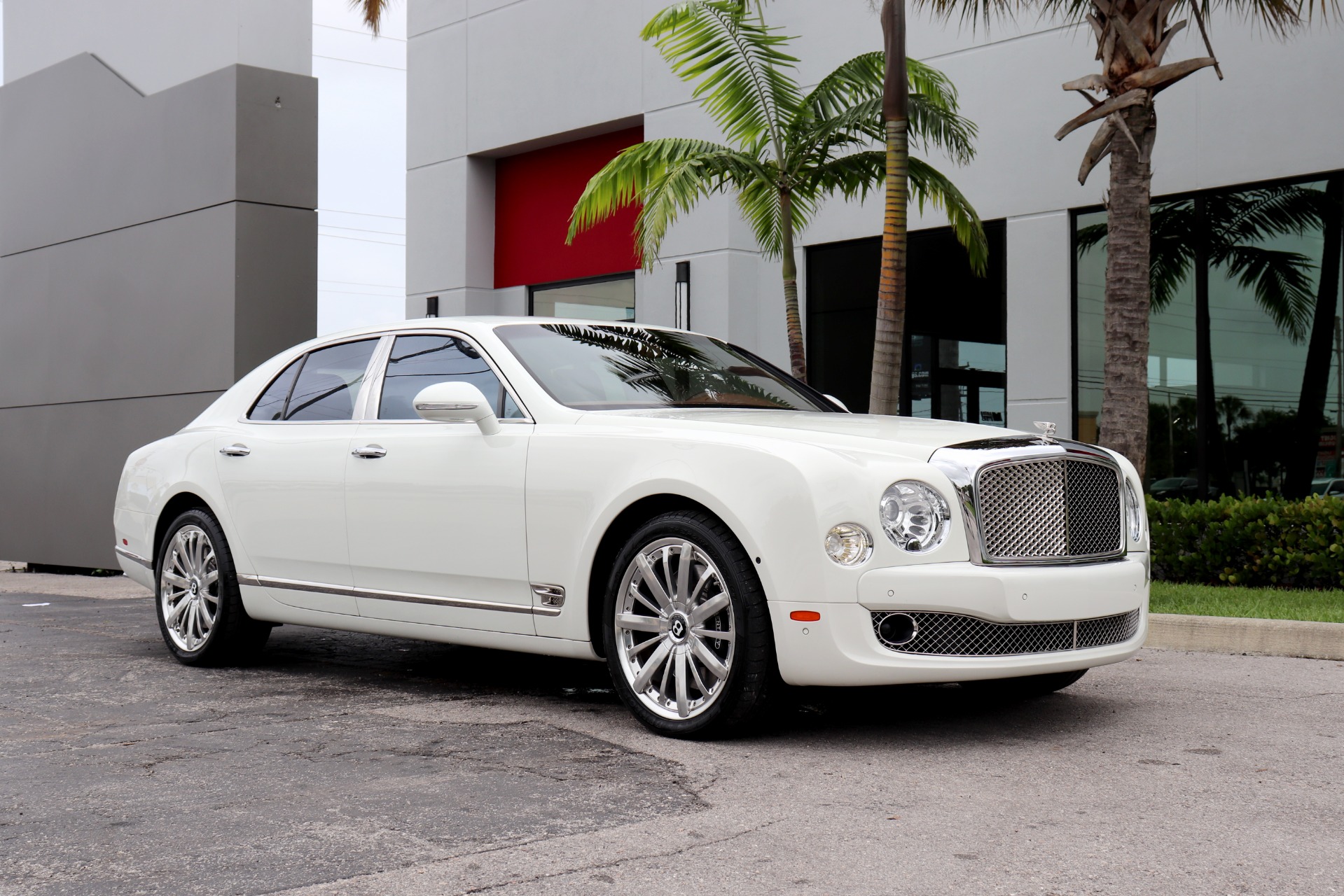 Used-2016-Bentley-Mulsanne