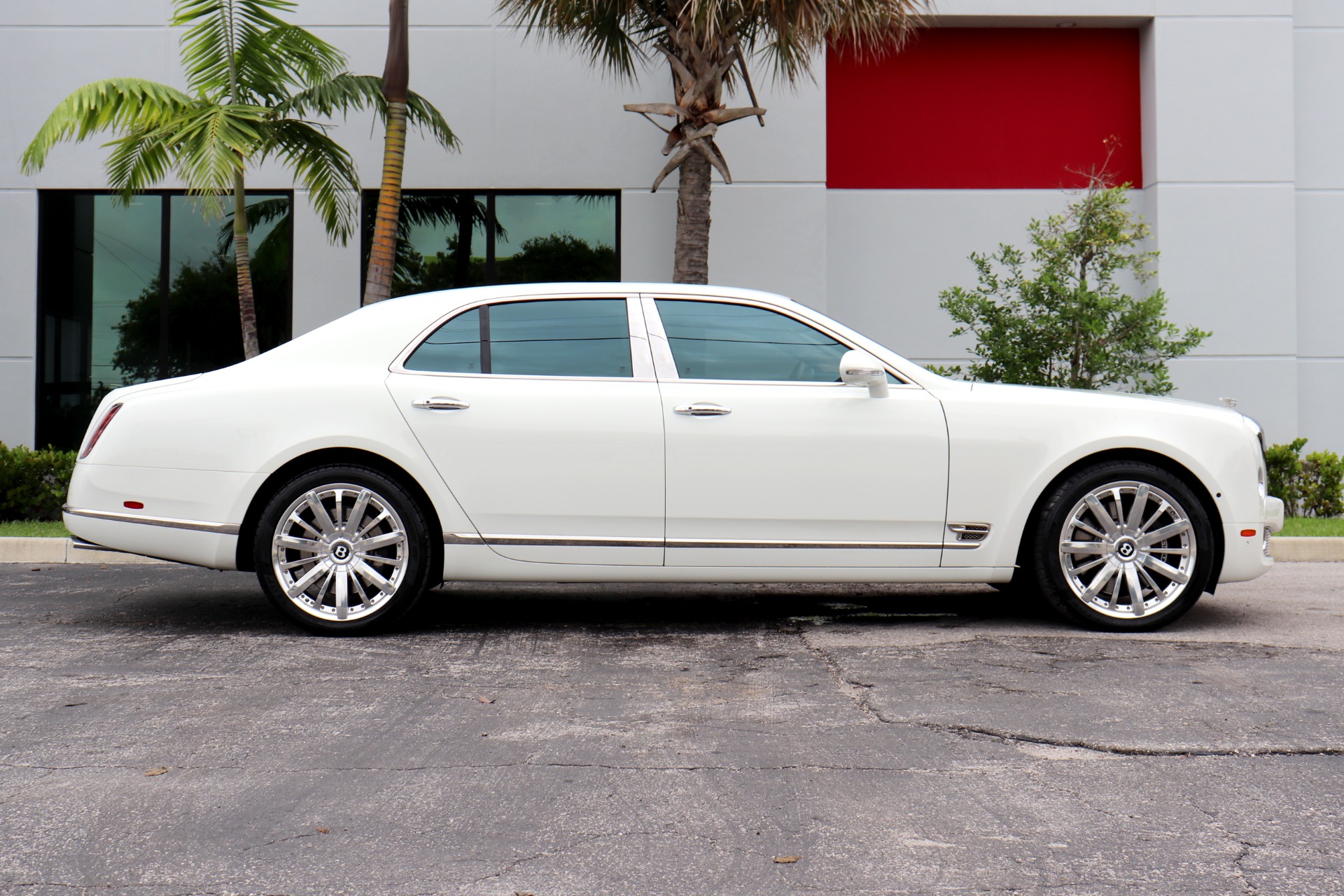 Used-2016-Bentley-Mulsanne