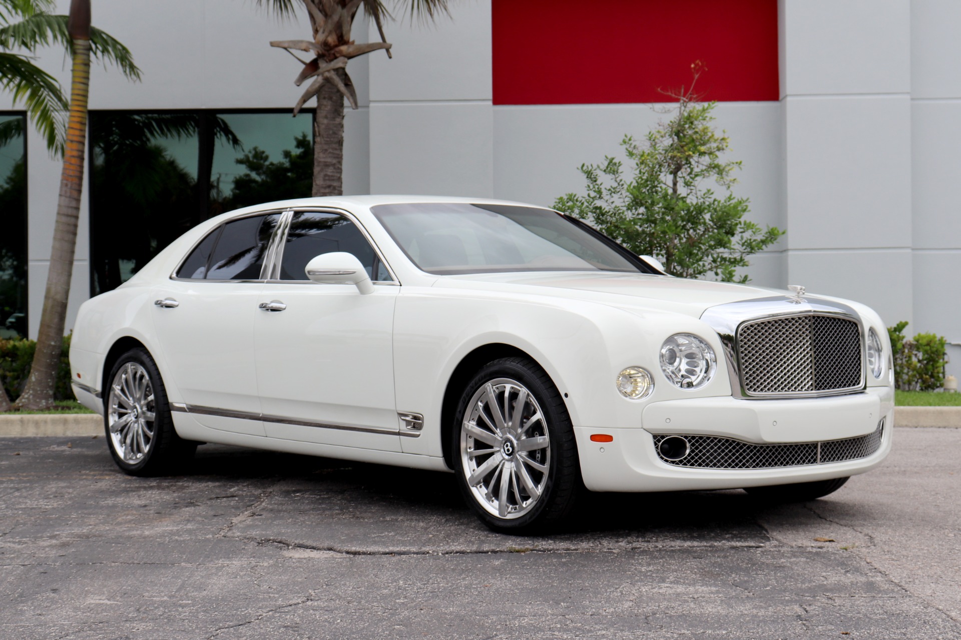 Used-2016-Bentley-Mulsanne
