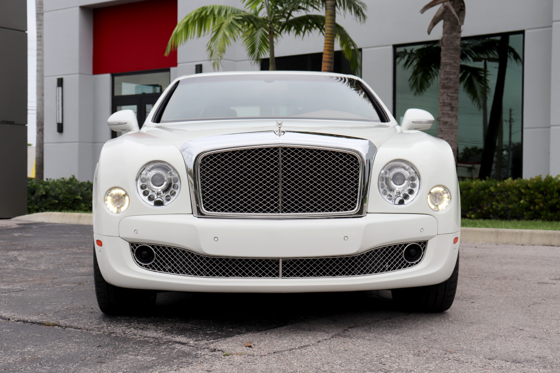 Used-2016-Bentley-Mulsanne