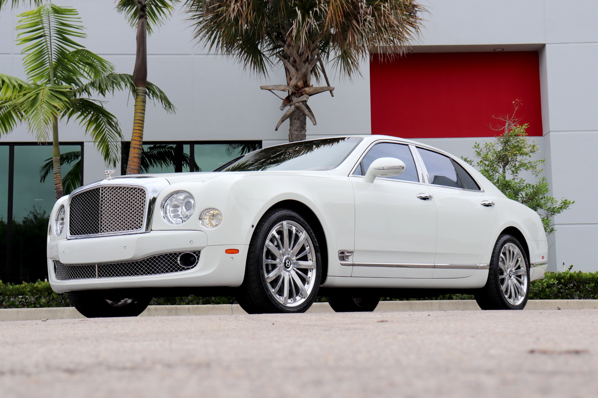Used-2016-Bentley-Mulsanne
