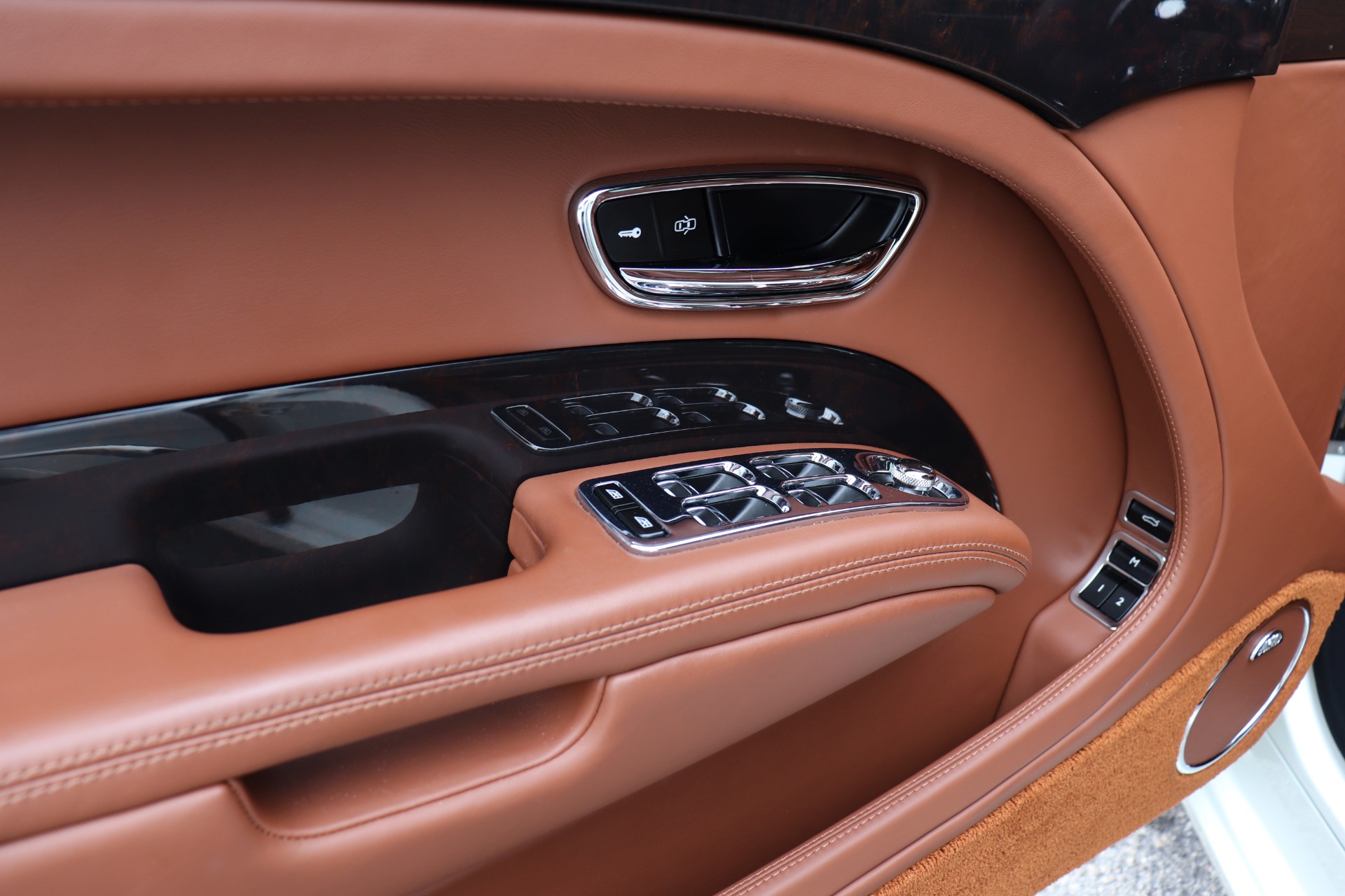 Used-2016-Bentley-Mulsanne