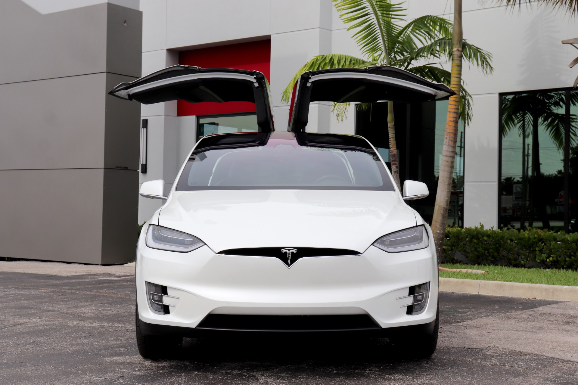 Used-2020-Tesla-Model-X-Long-Range-Performance
