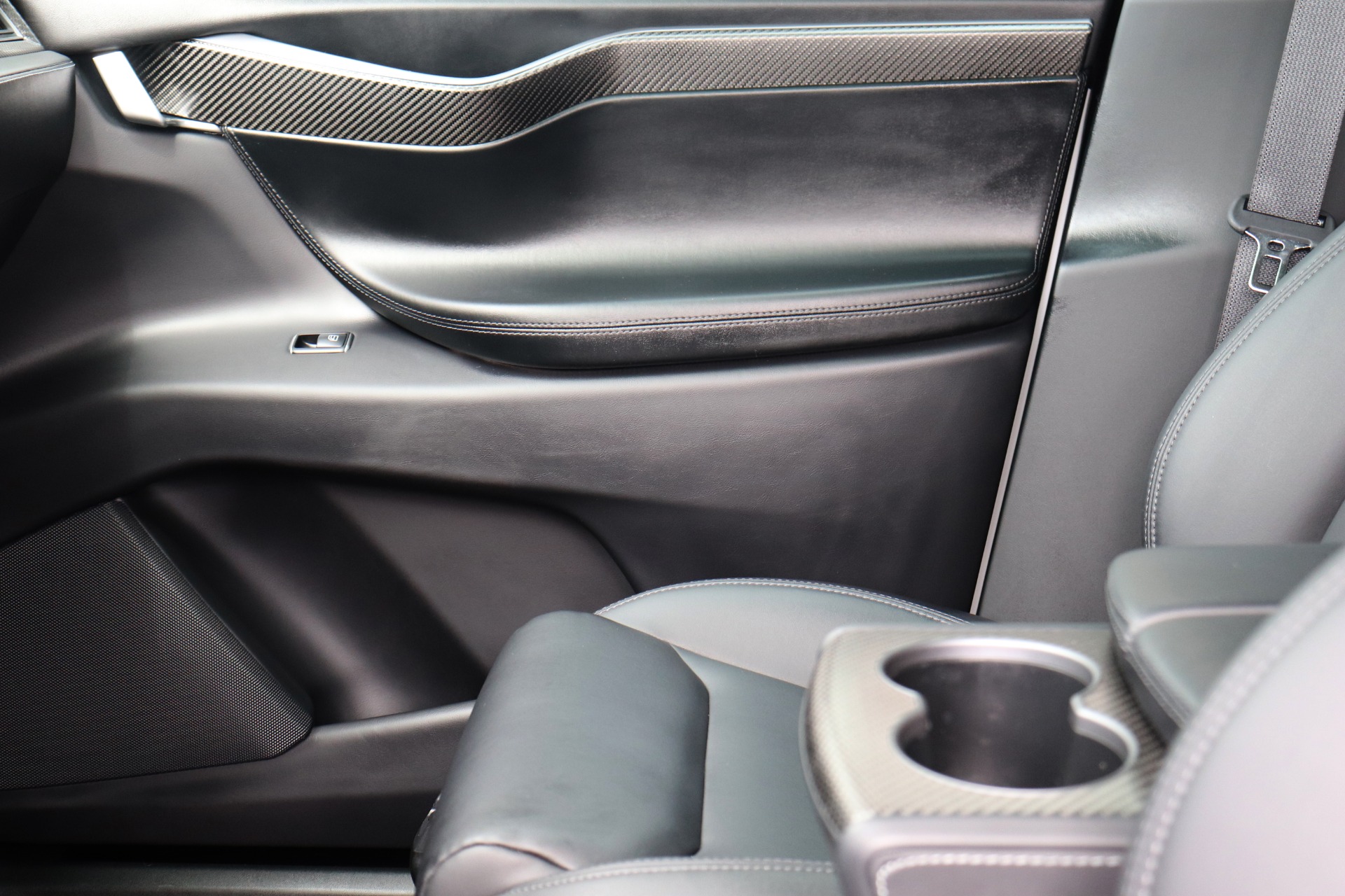 Used-2020-Tesla-Model-X-Long-Range-Performance