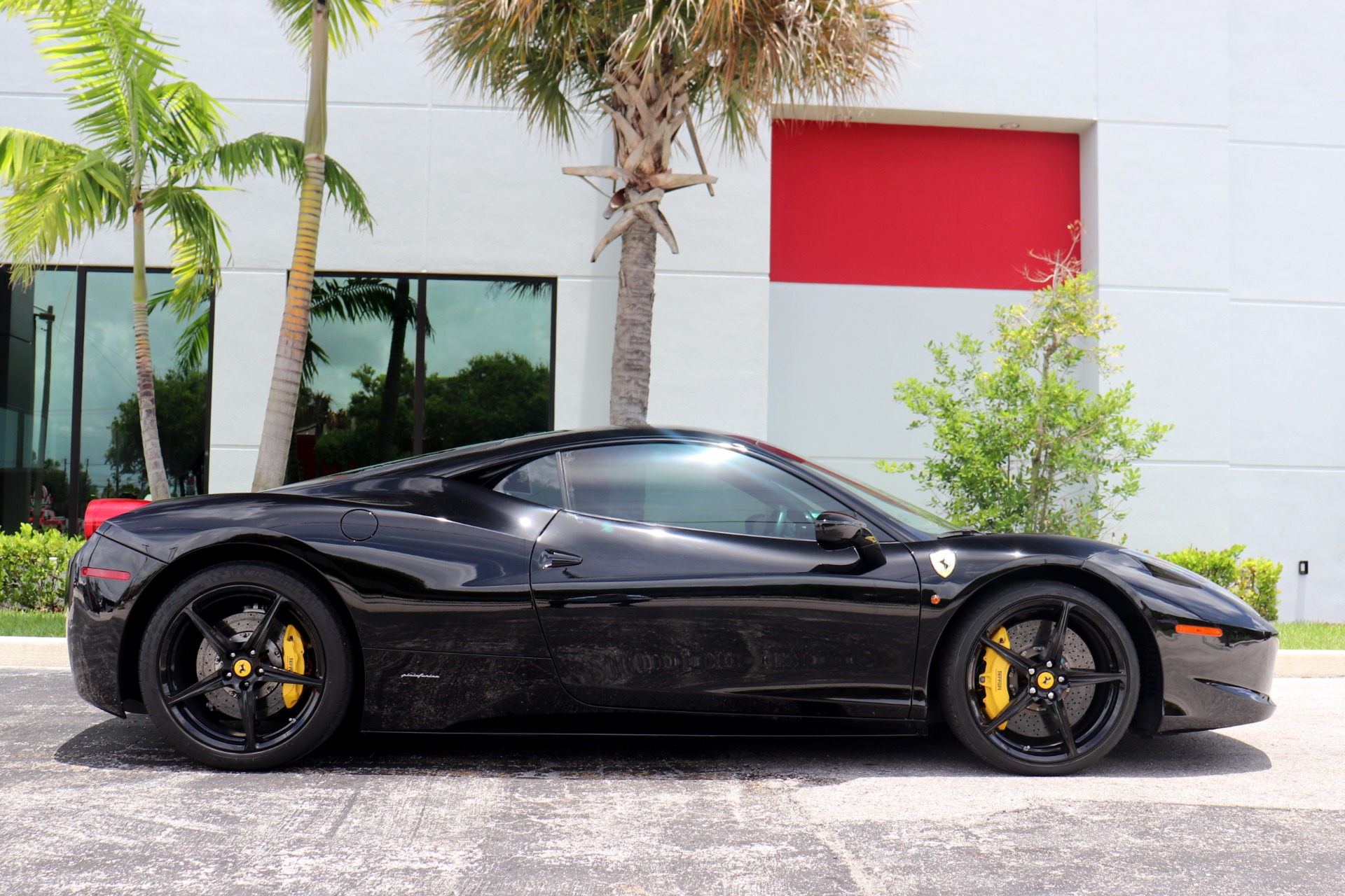 Used-2011-Ferrari-458-Italia