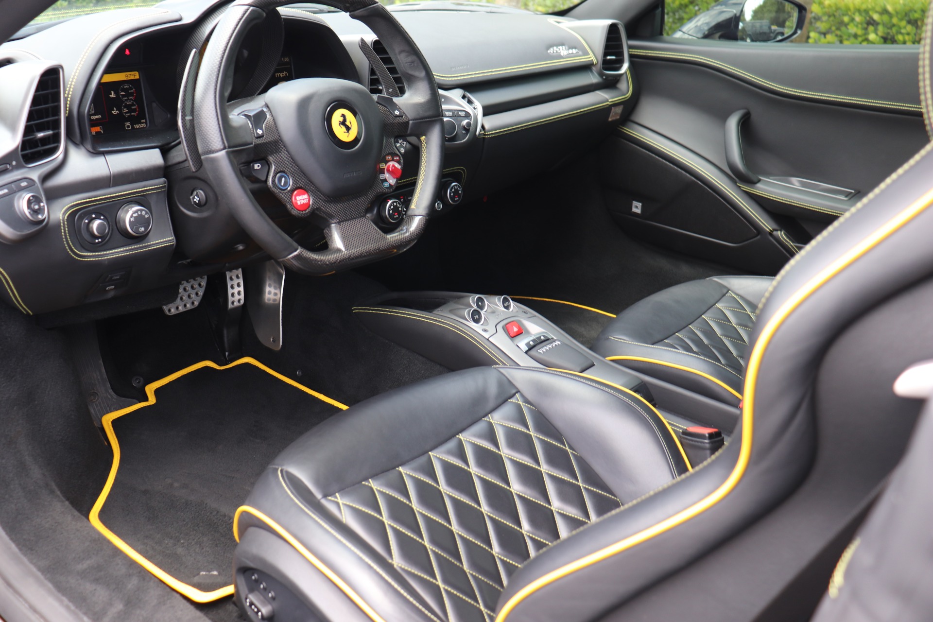 Used-2011-Ferrari-458-Italia