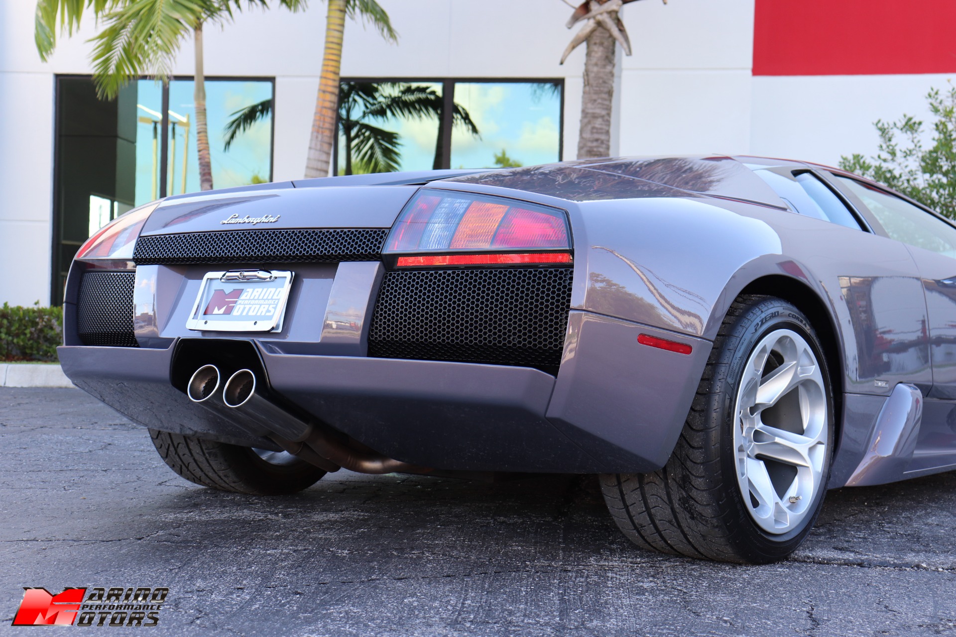 Used-2006-Lamborghini-Murcielago