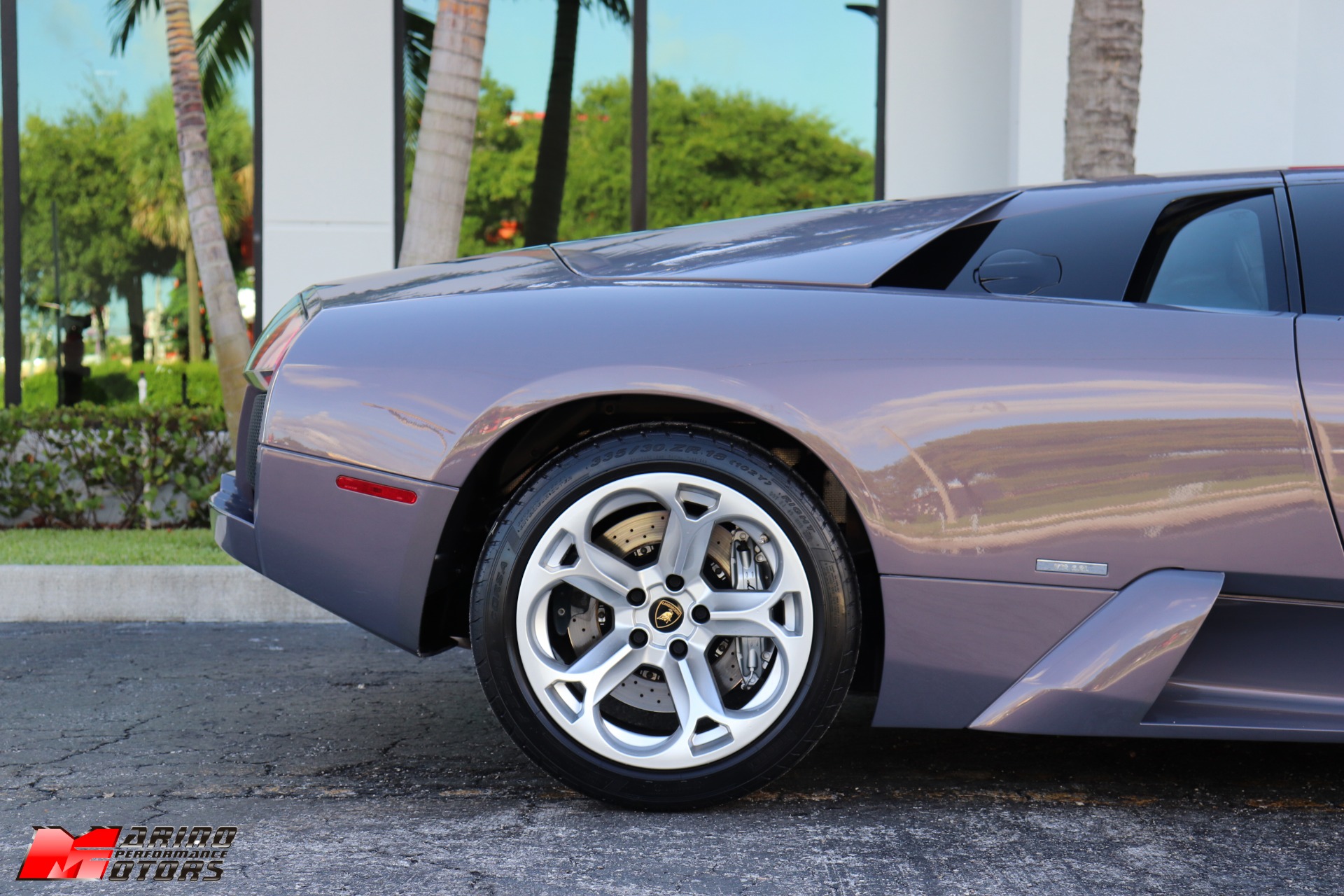 Used-2006-Lamborghini-Murcielago