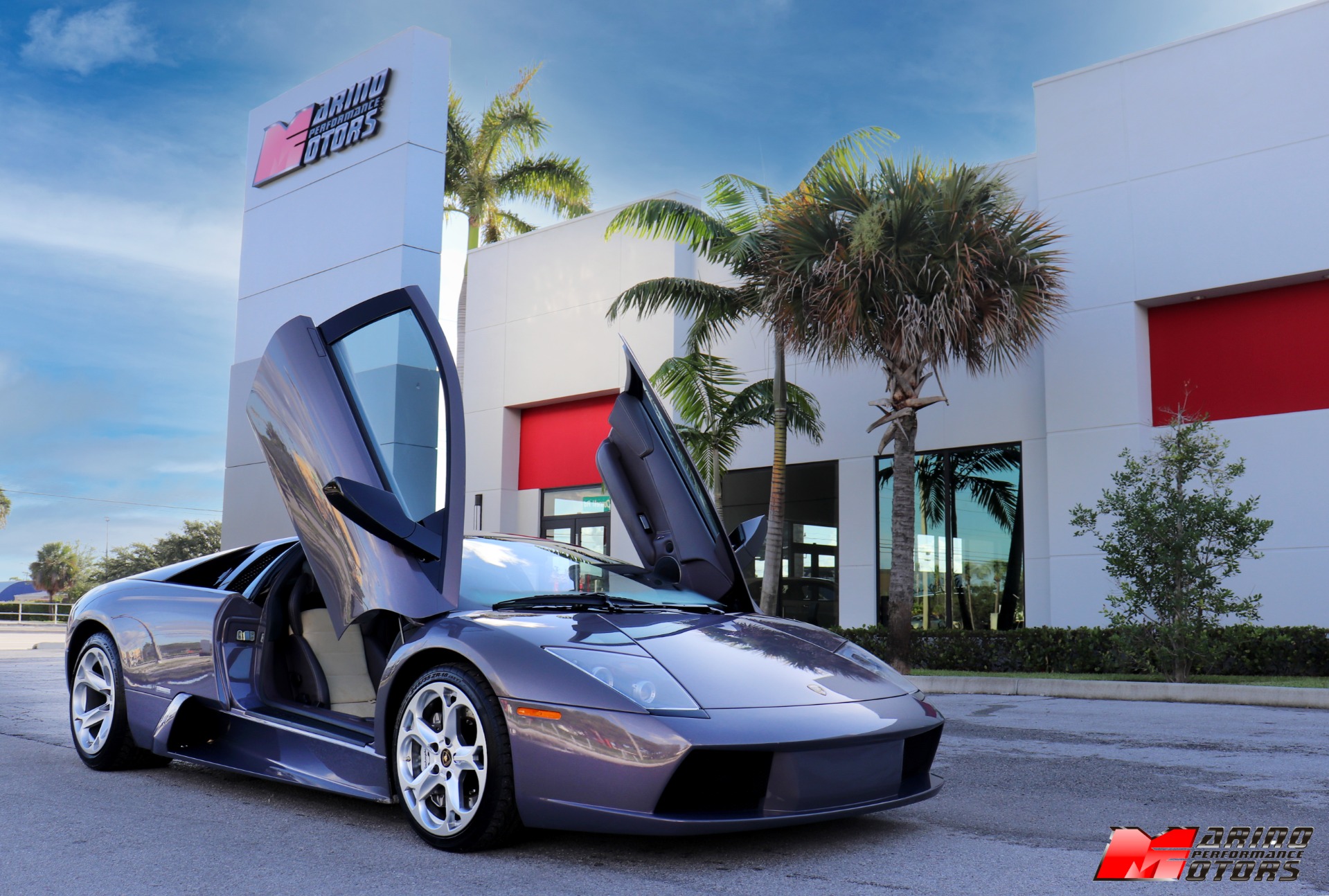 Used-2006-Lamborghini-Murcielago