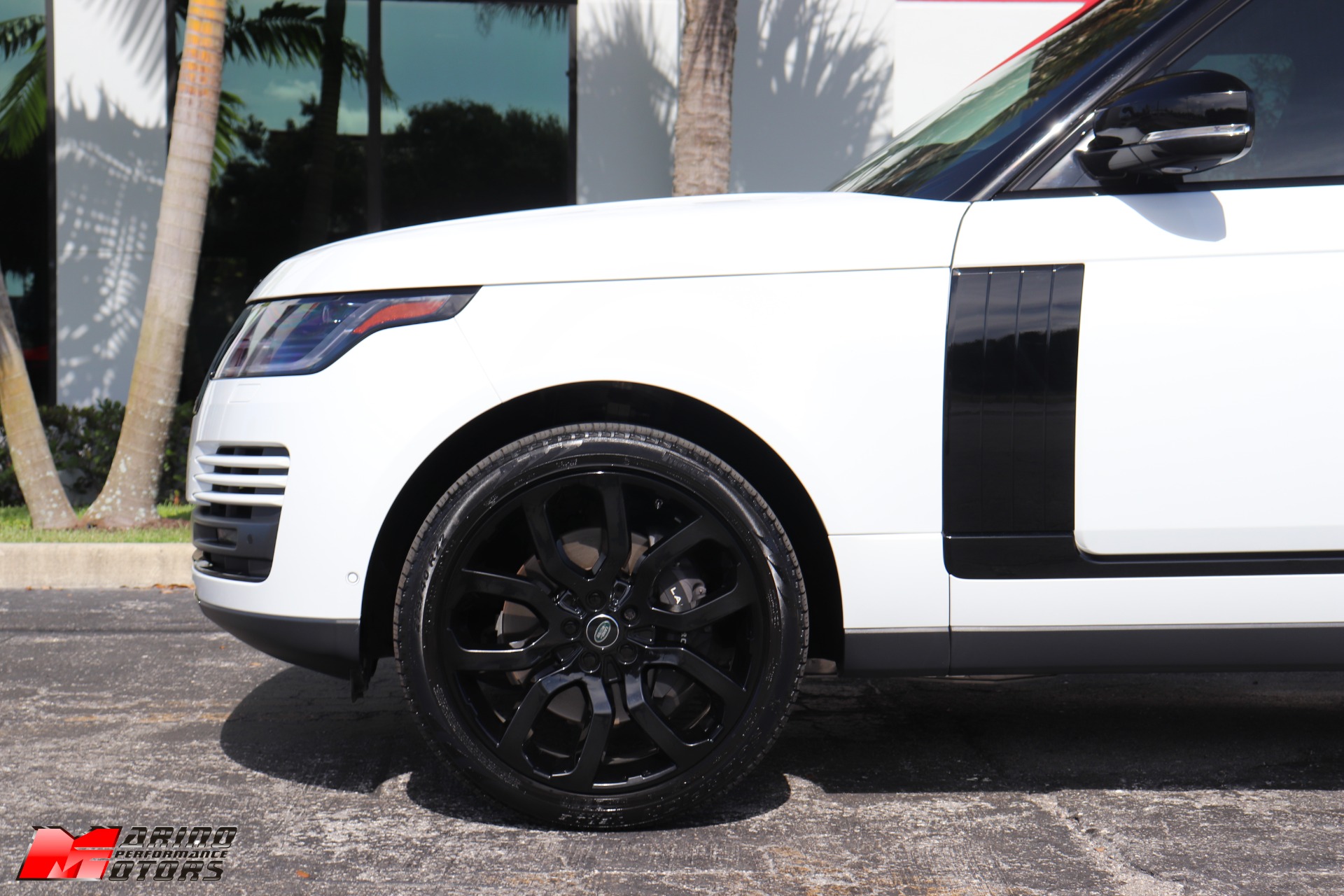 Used-2020-Land-Rover-Range-Rover-P525-HSE