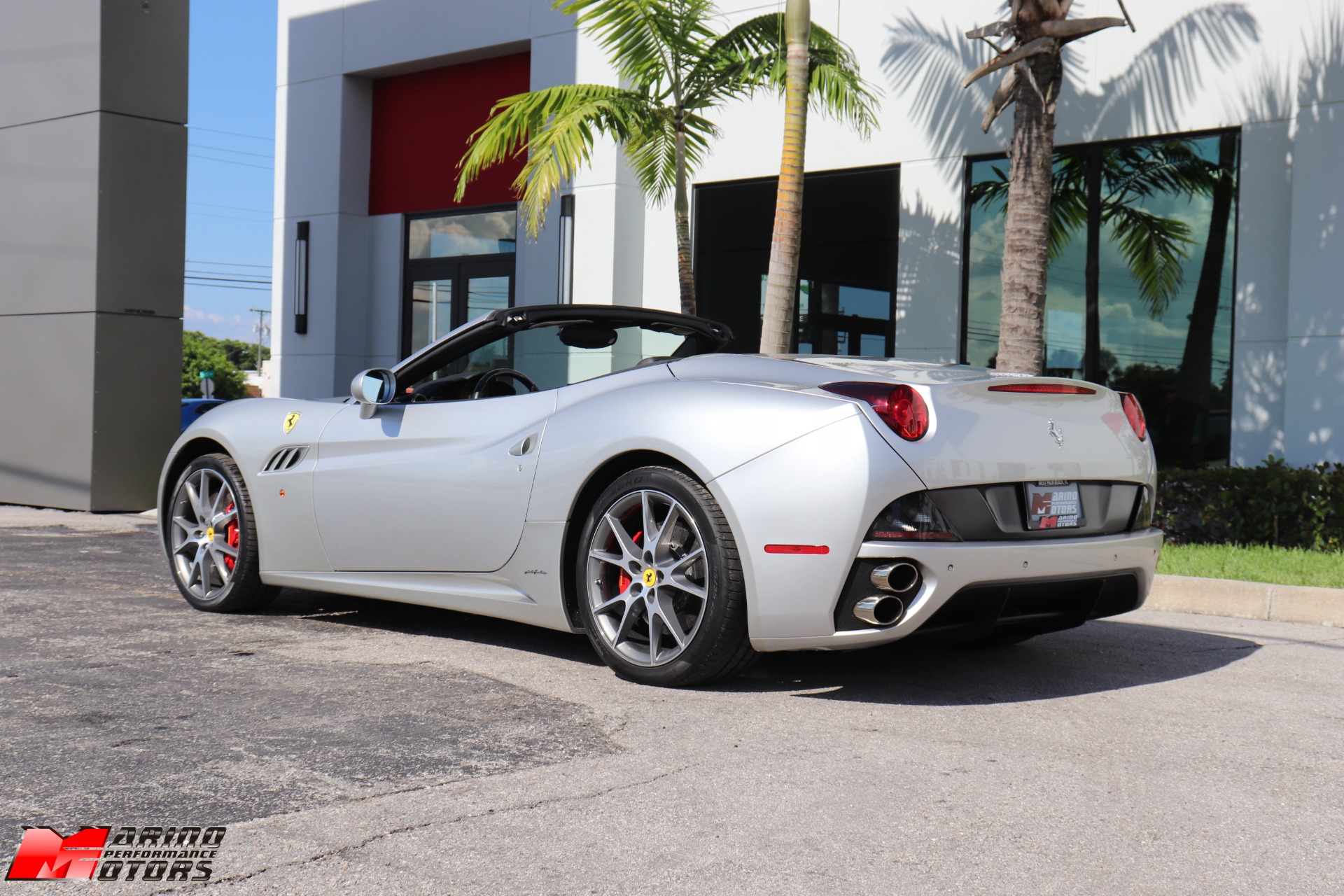 Used-2010-Ferrari-California
