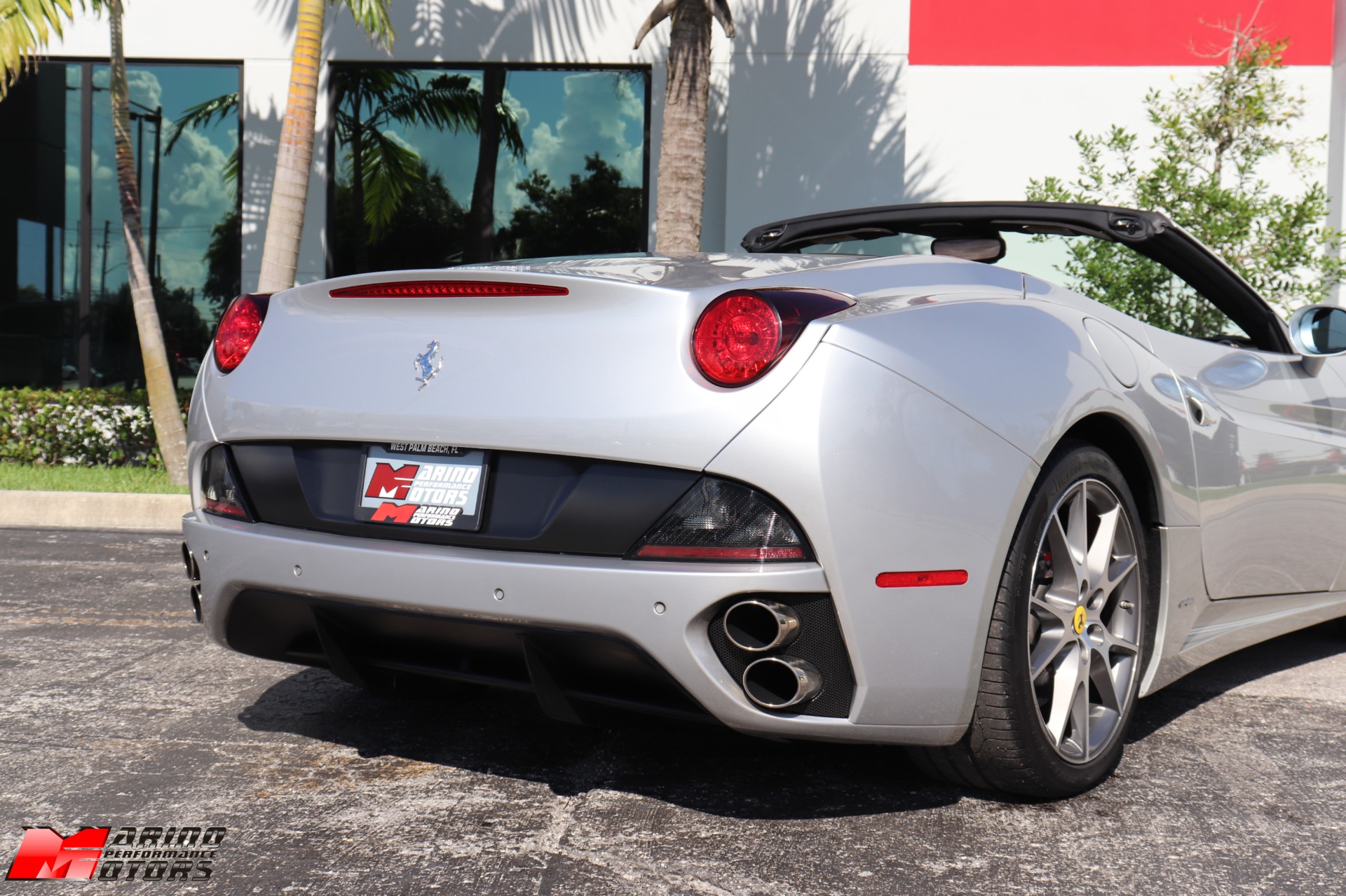 Used-2010-Ferrari-California