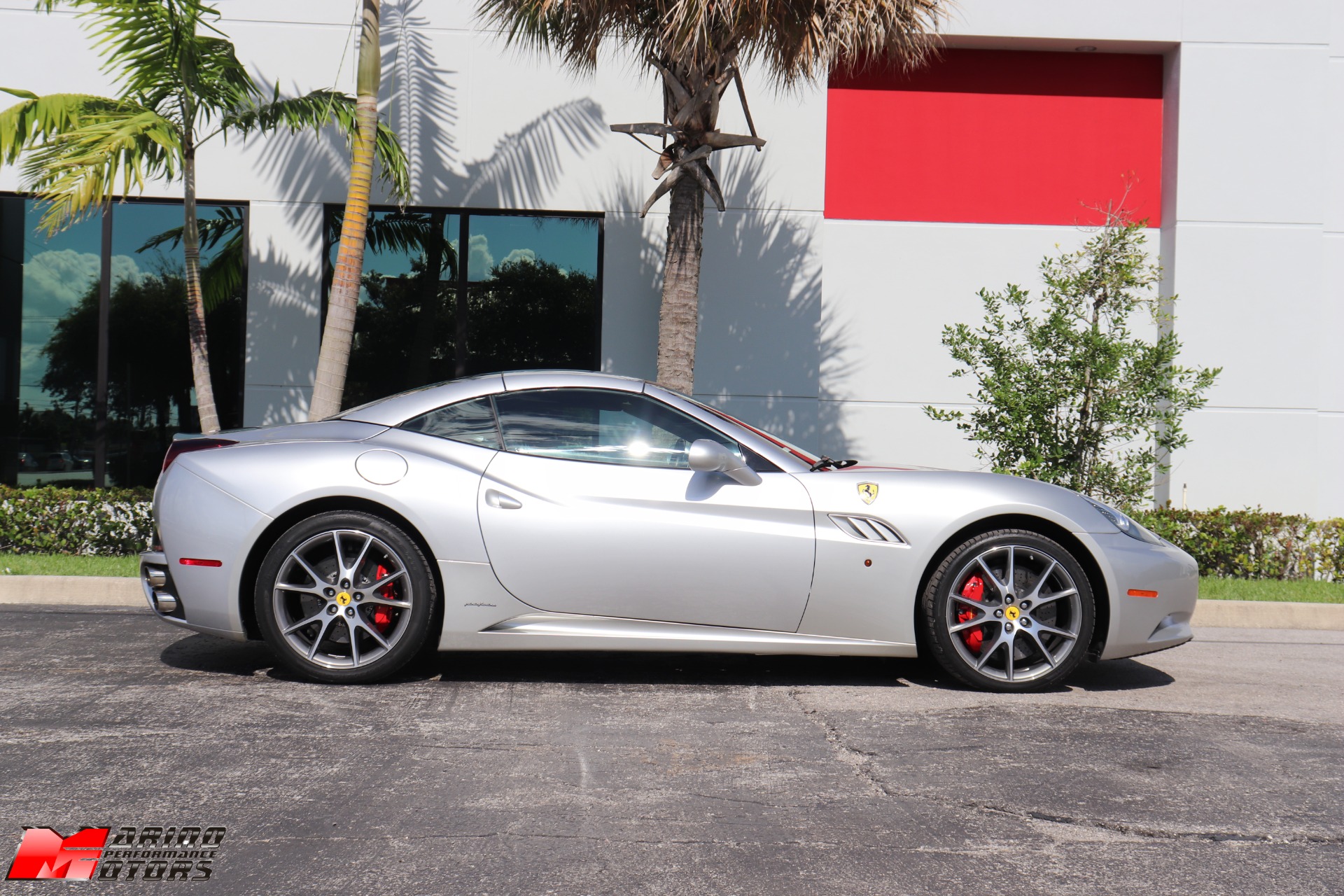 Used-2010-Ferrari-California
