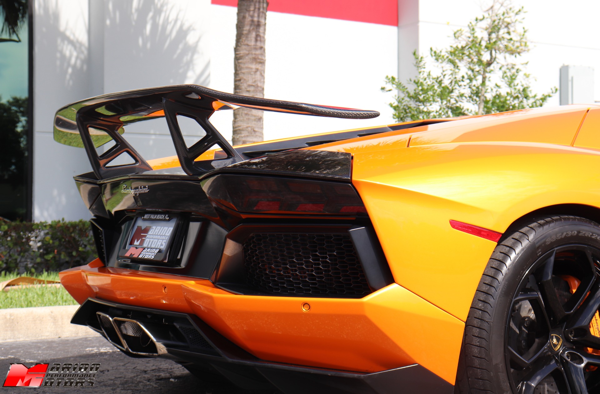 Used-2012-Lamborghini-Aventador-LP-700-4