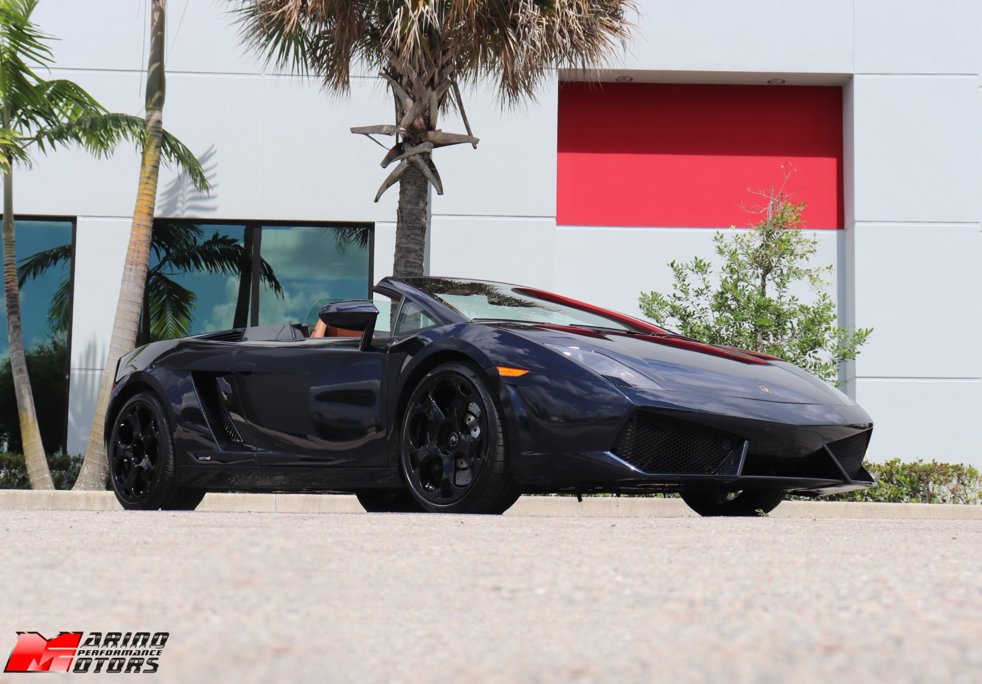 Used-2013-Lamborghini-Gallardo-LP-560-4-Spyder