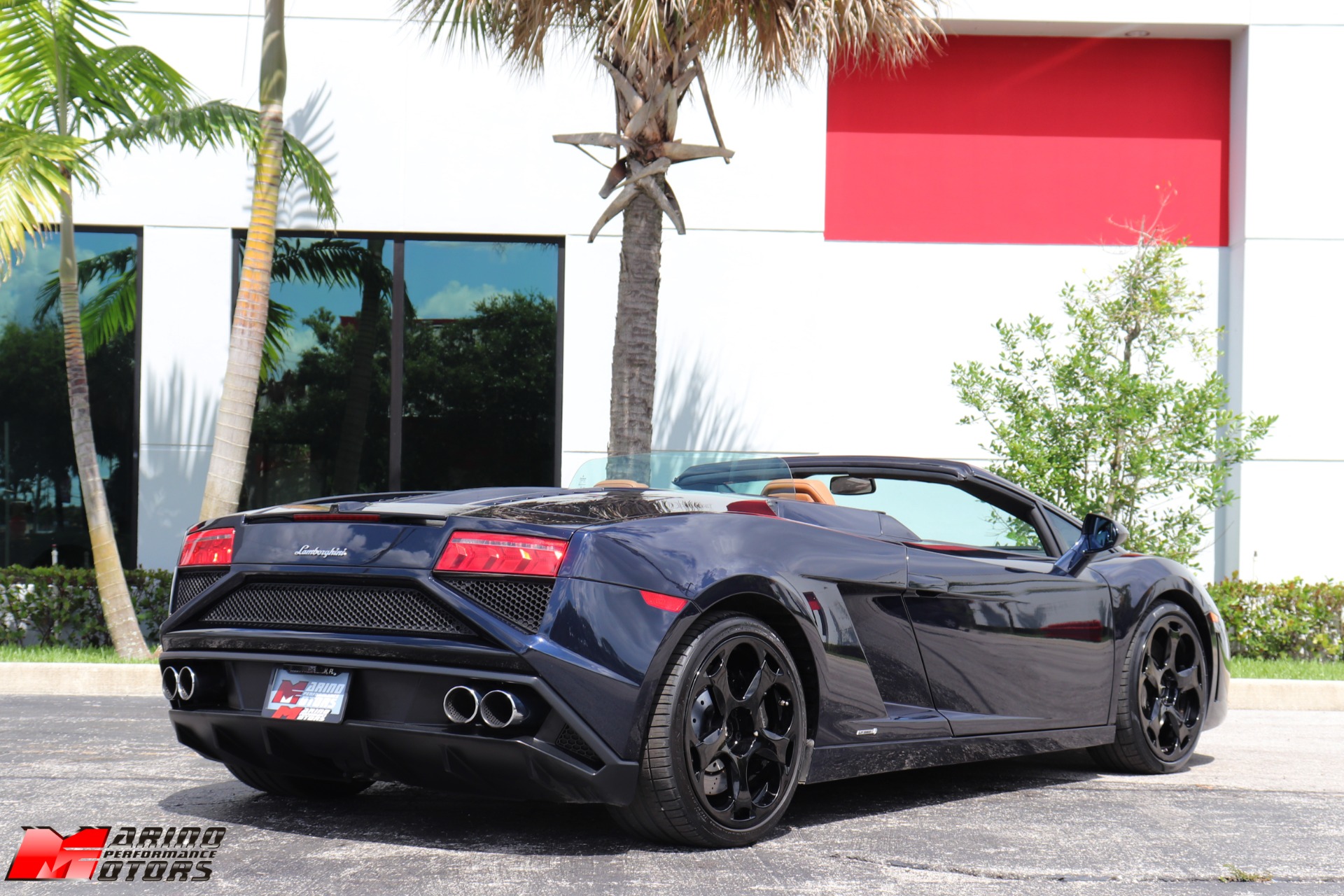 Used-2013-Lamborghini-Gallardo-LP-560-4-Spyder