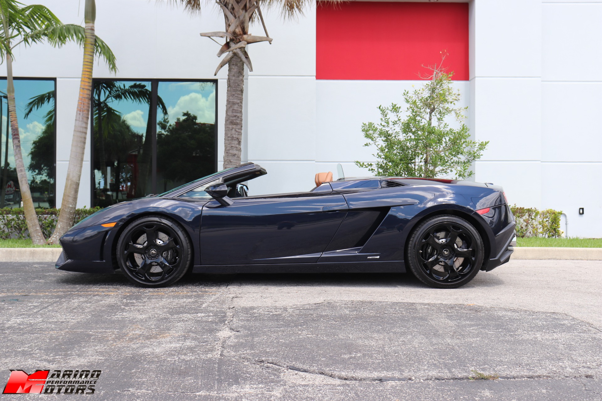 Used-2013-Lamborghini-Gallardo-LP-560-4-Spyder