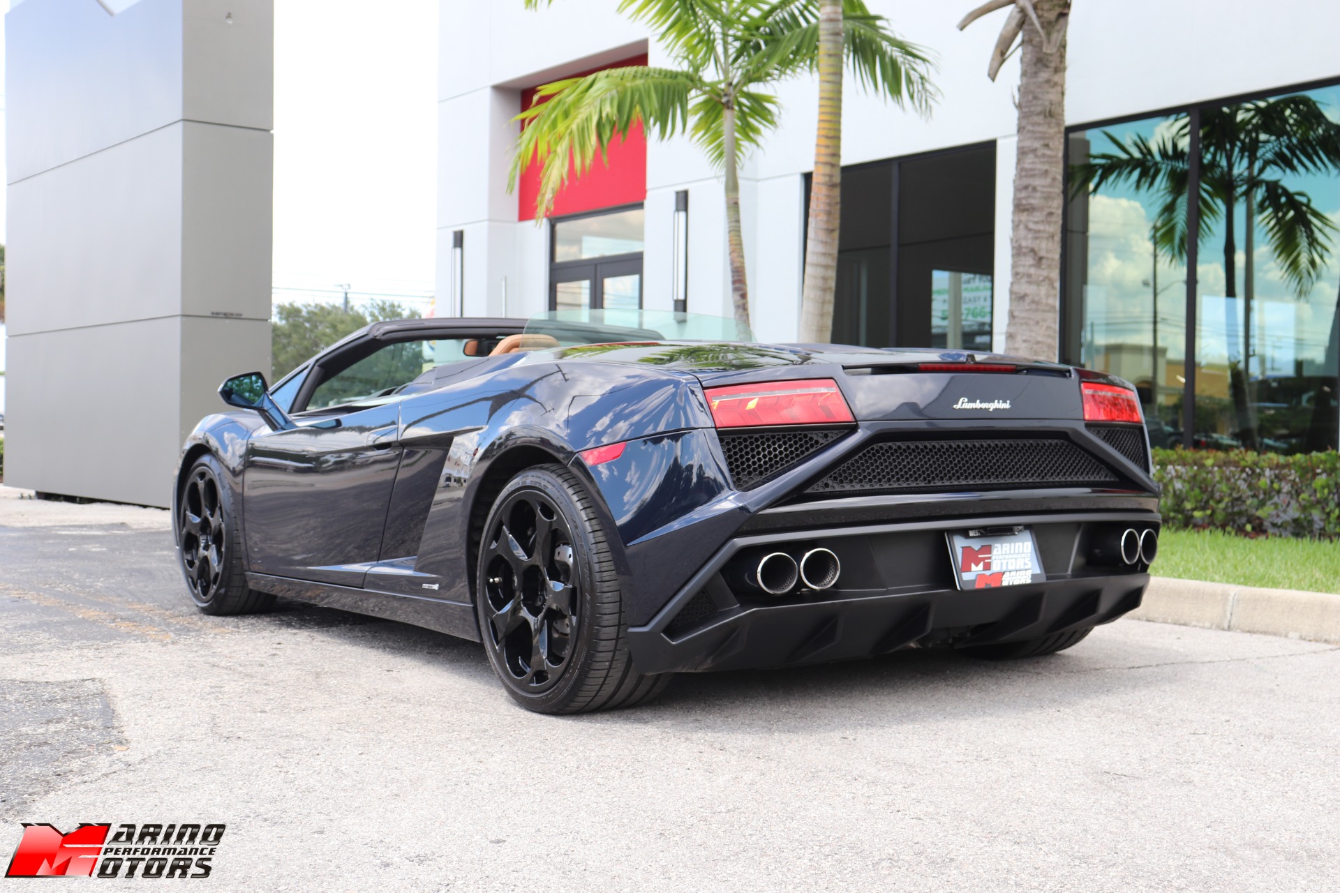 Used-2013-Lamborghini-Gallardo-LP-560-4-Spyder