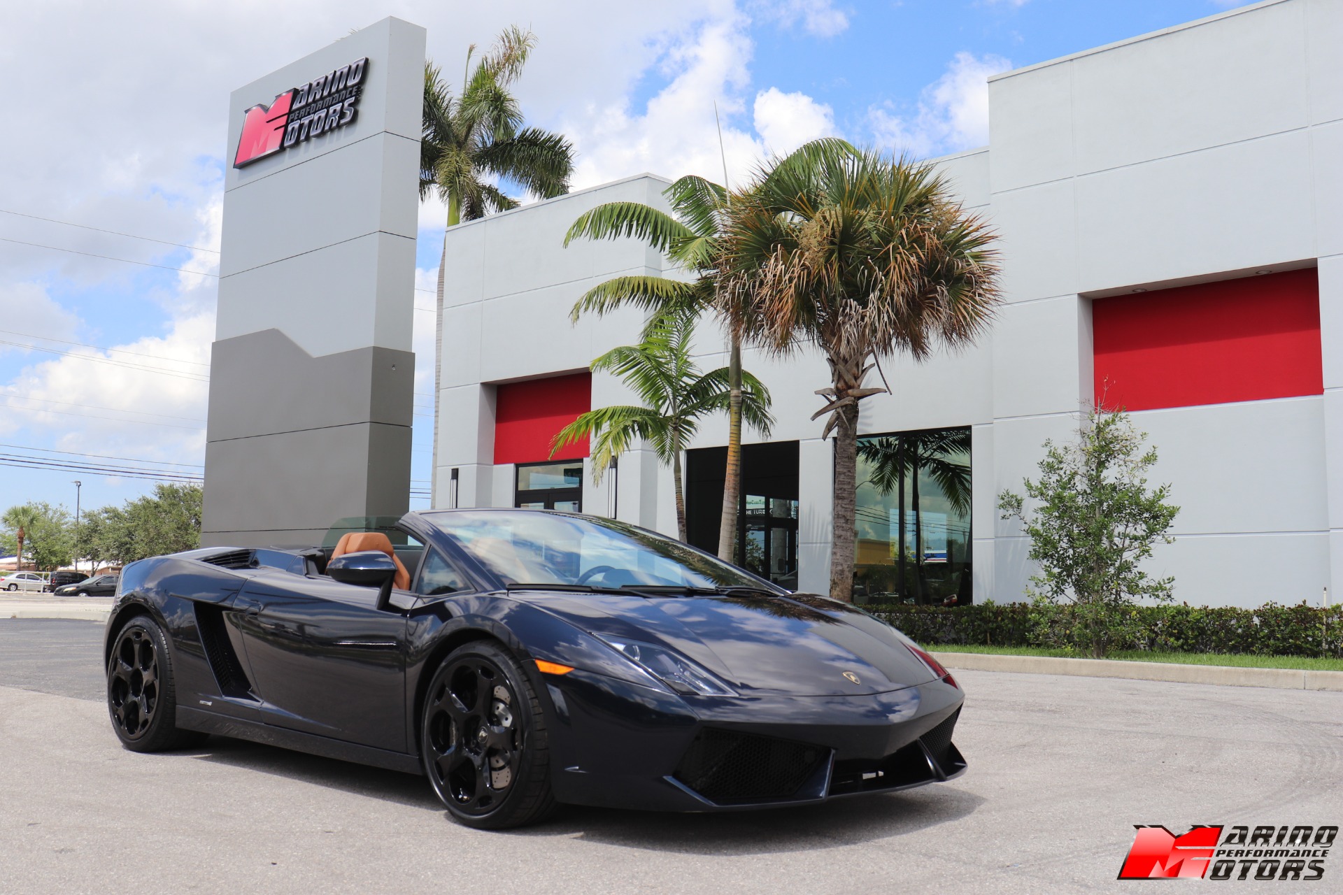 Used-2013-Lamborghini-Gallardo-LP-560-4-Spyder