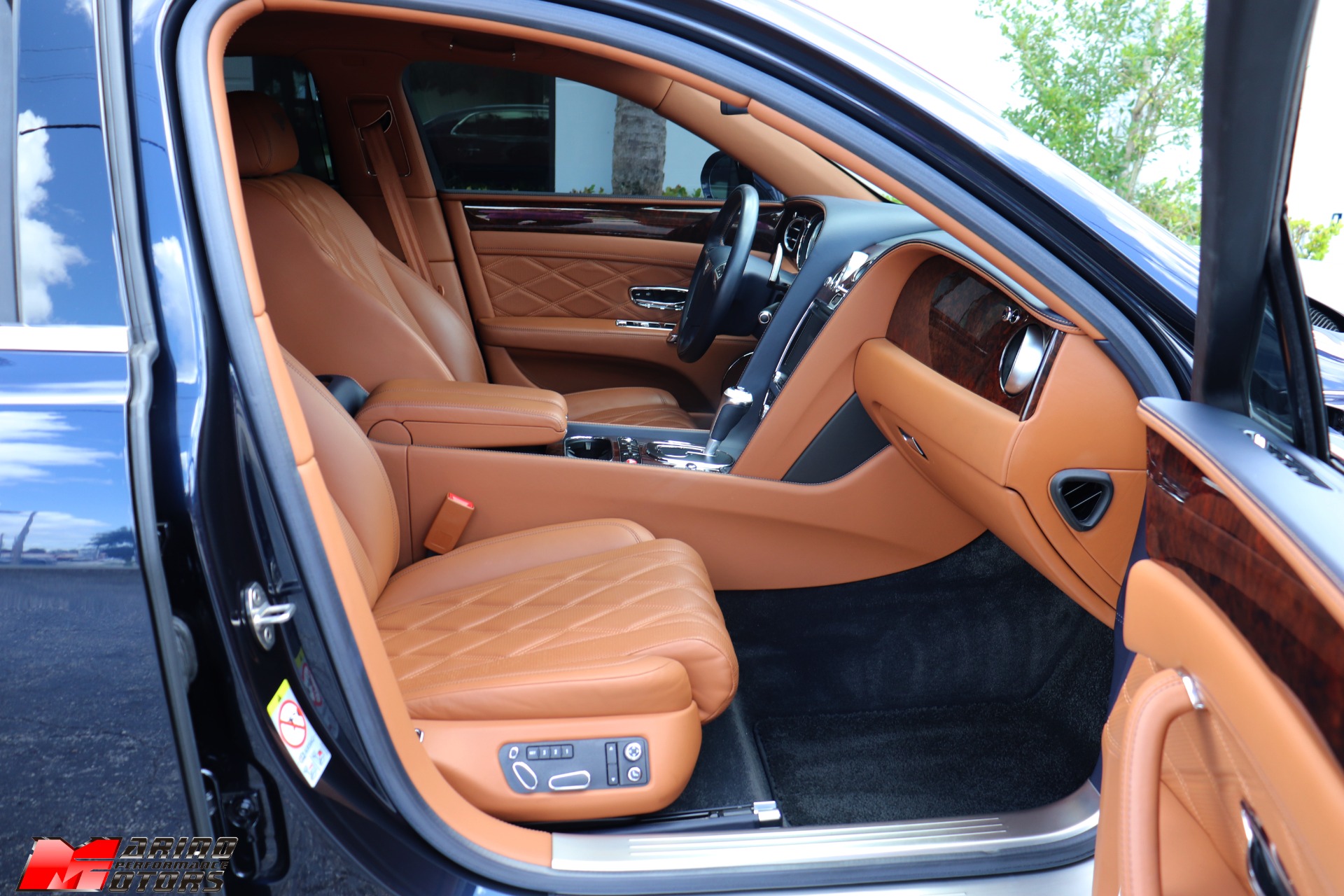 Used-2016-Bentley-Flying-Spur-V8