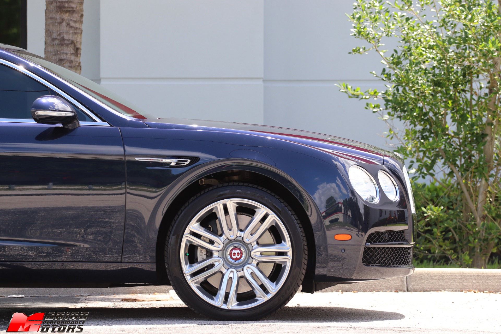 Used-2016-Bentley-Flying-Spur-V8