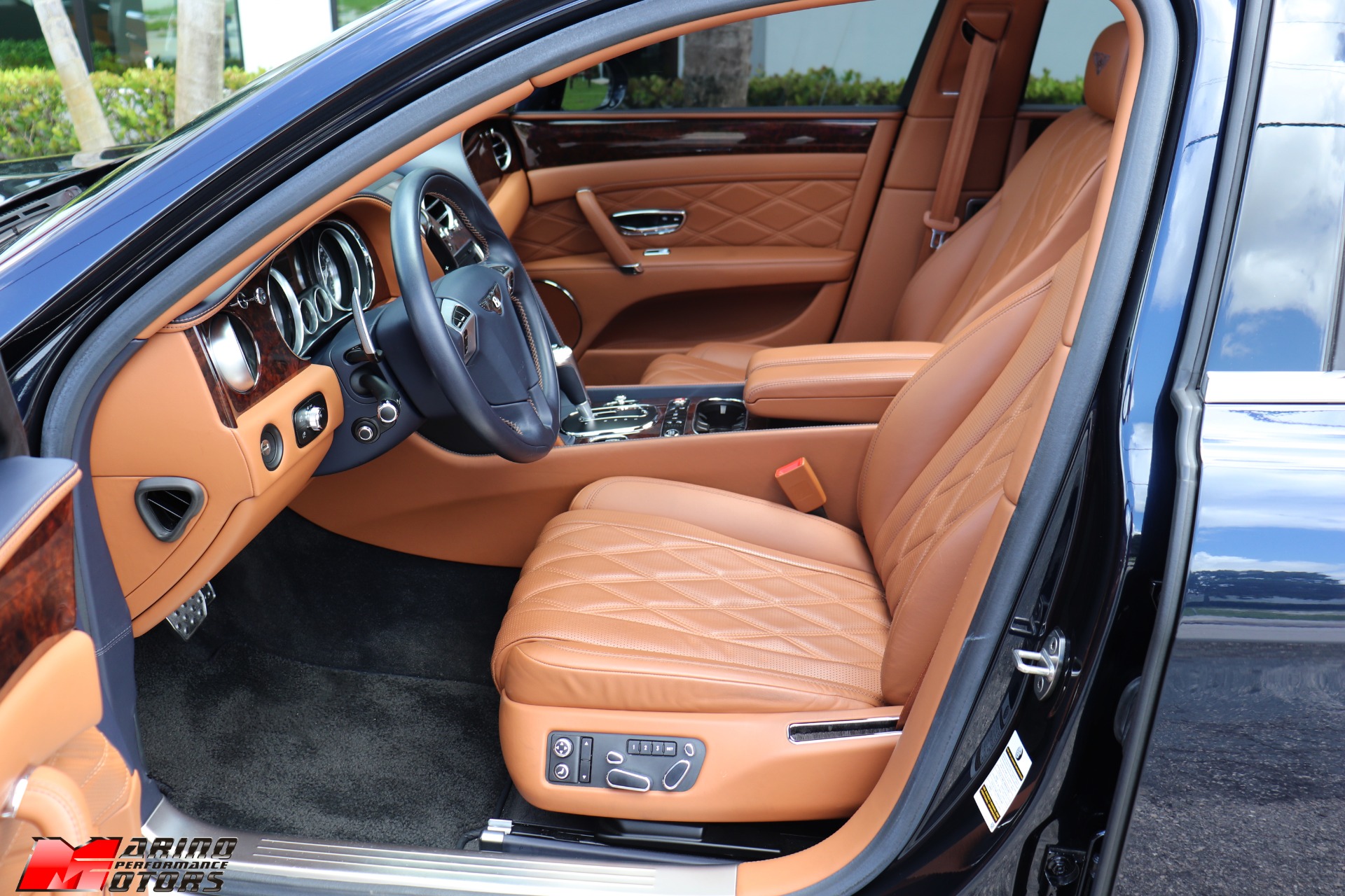 Used-2016-Bentley-Flying-Spur-V8