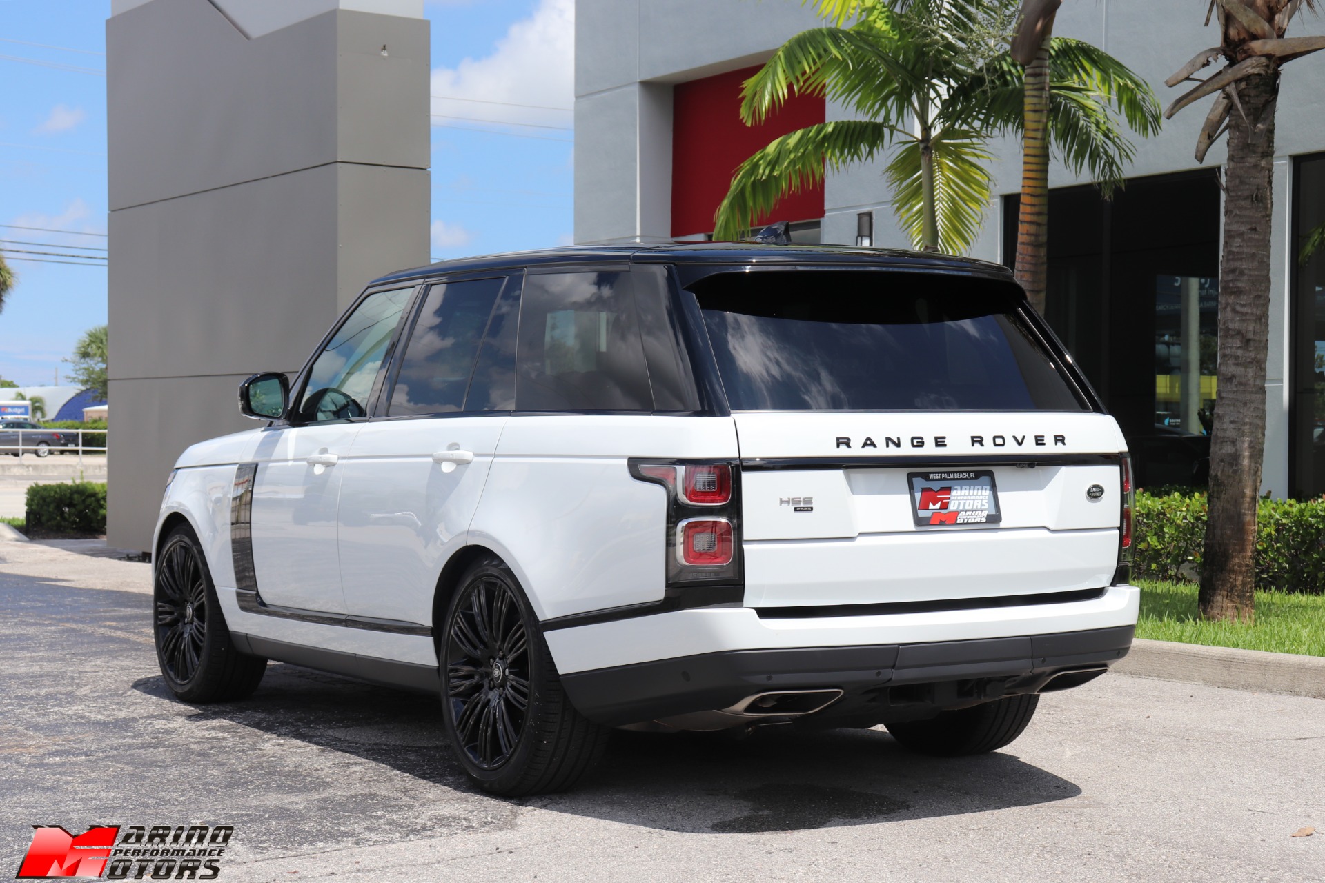 Used-2020-Land-Rover-Range-Rover-P525-HSE