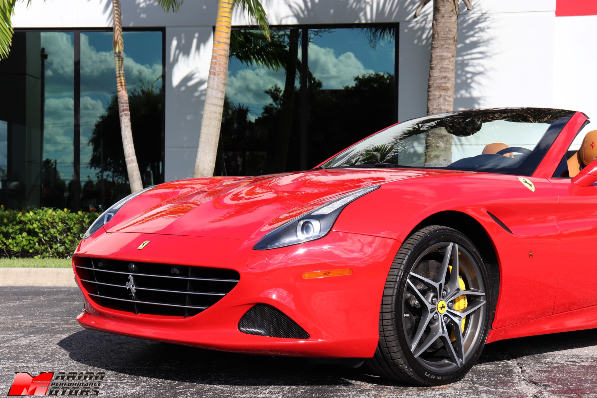 Used-2015-Ferrari-California-T
