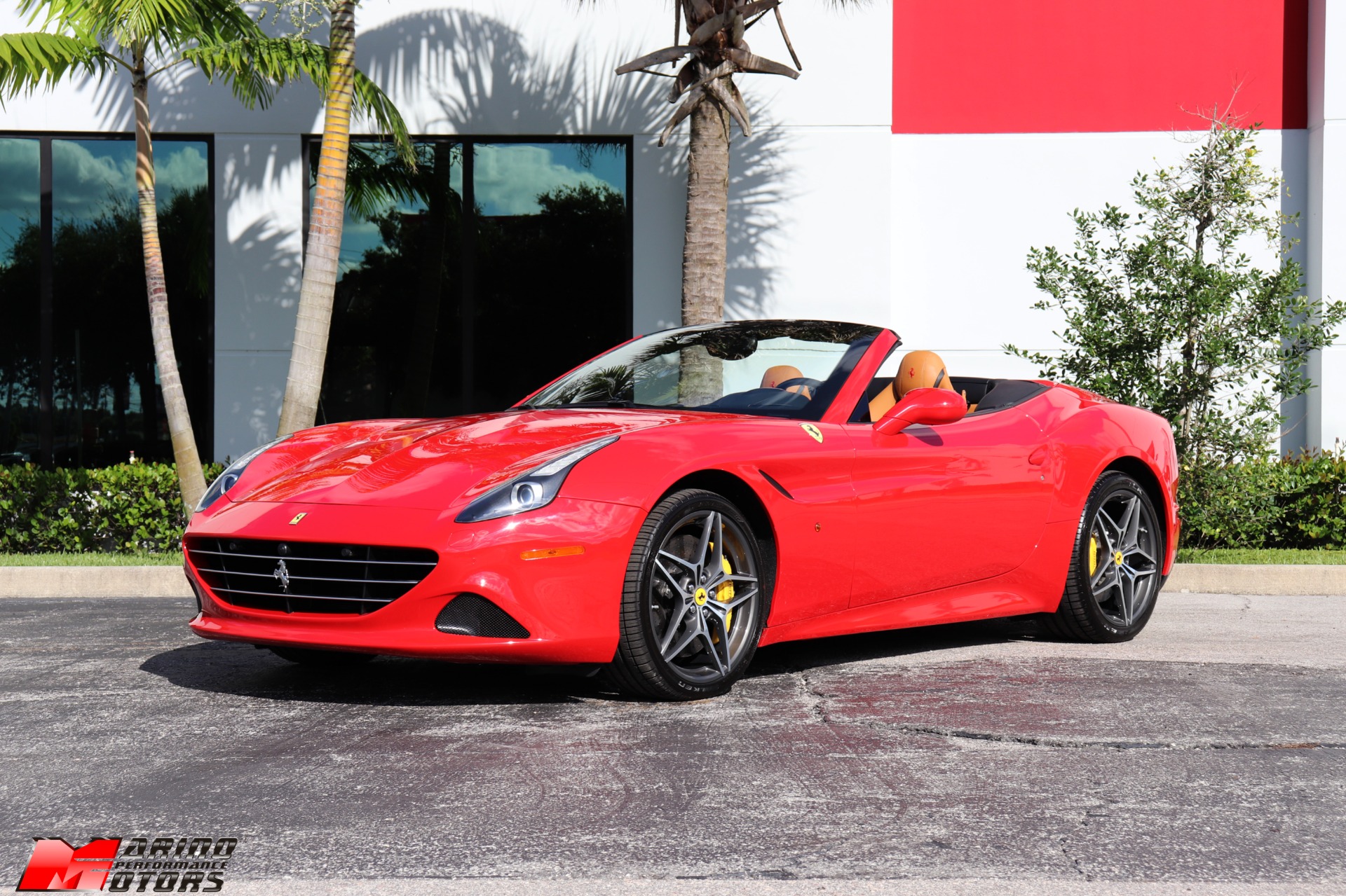 Used-2015-Ferrari-California-T