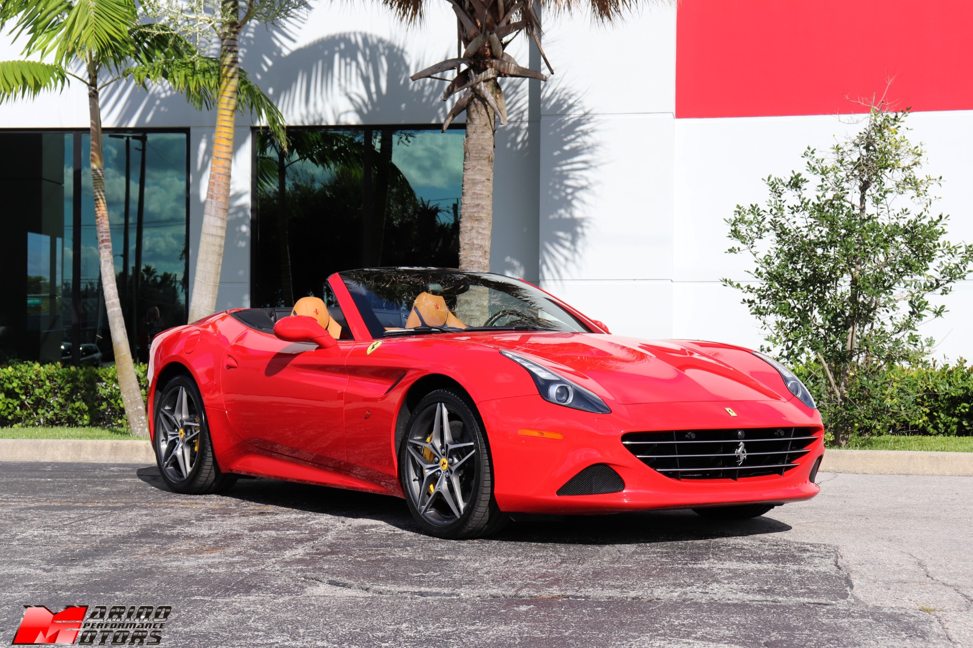 Used-2015-Ferrari-California-T