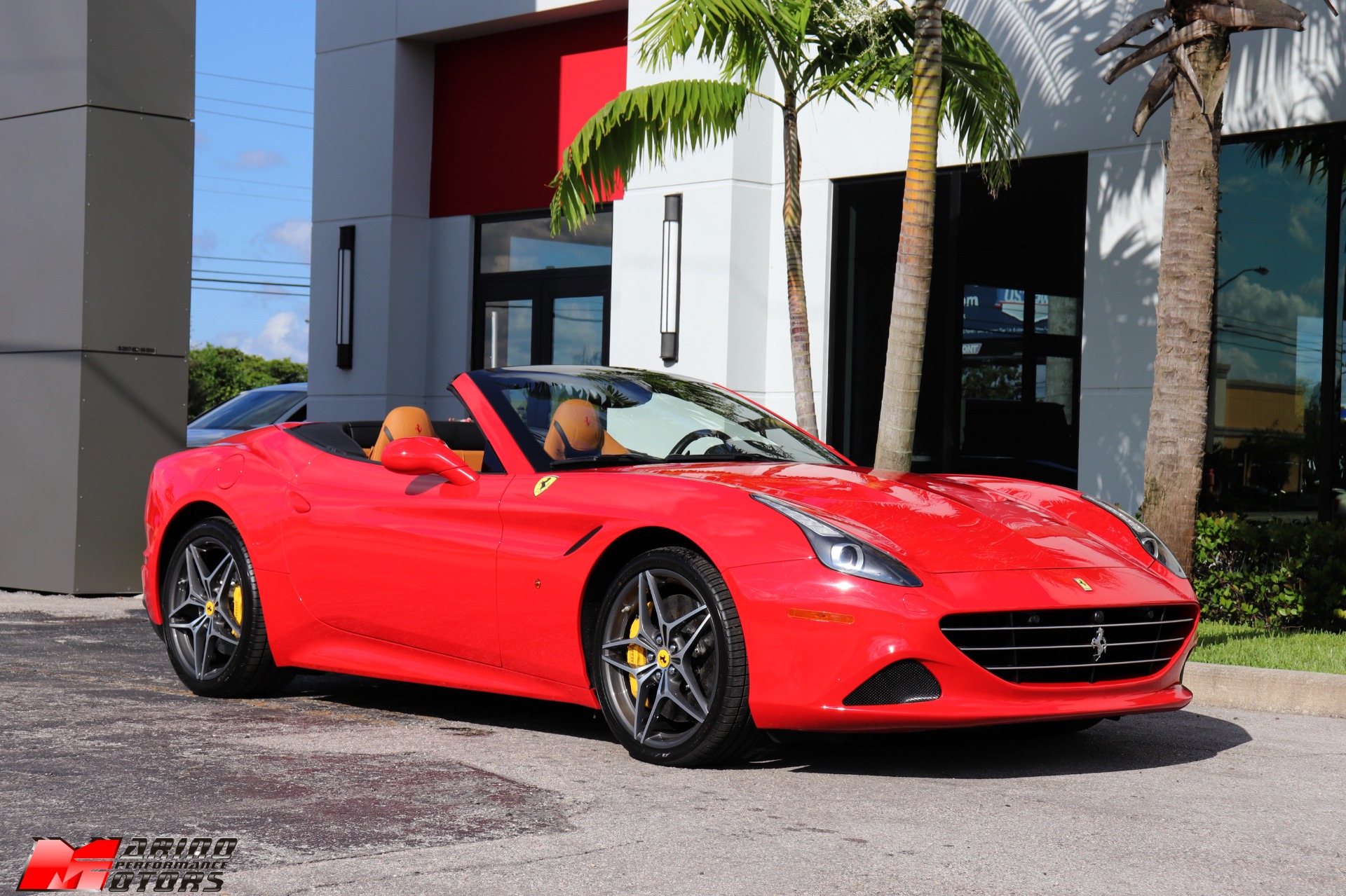 Used-2015-Ferrari-California-T