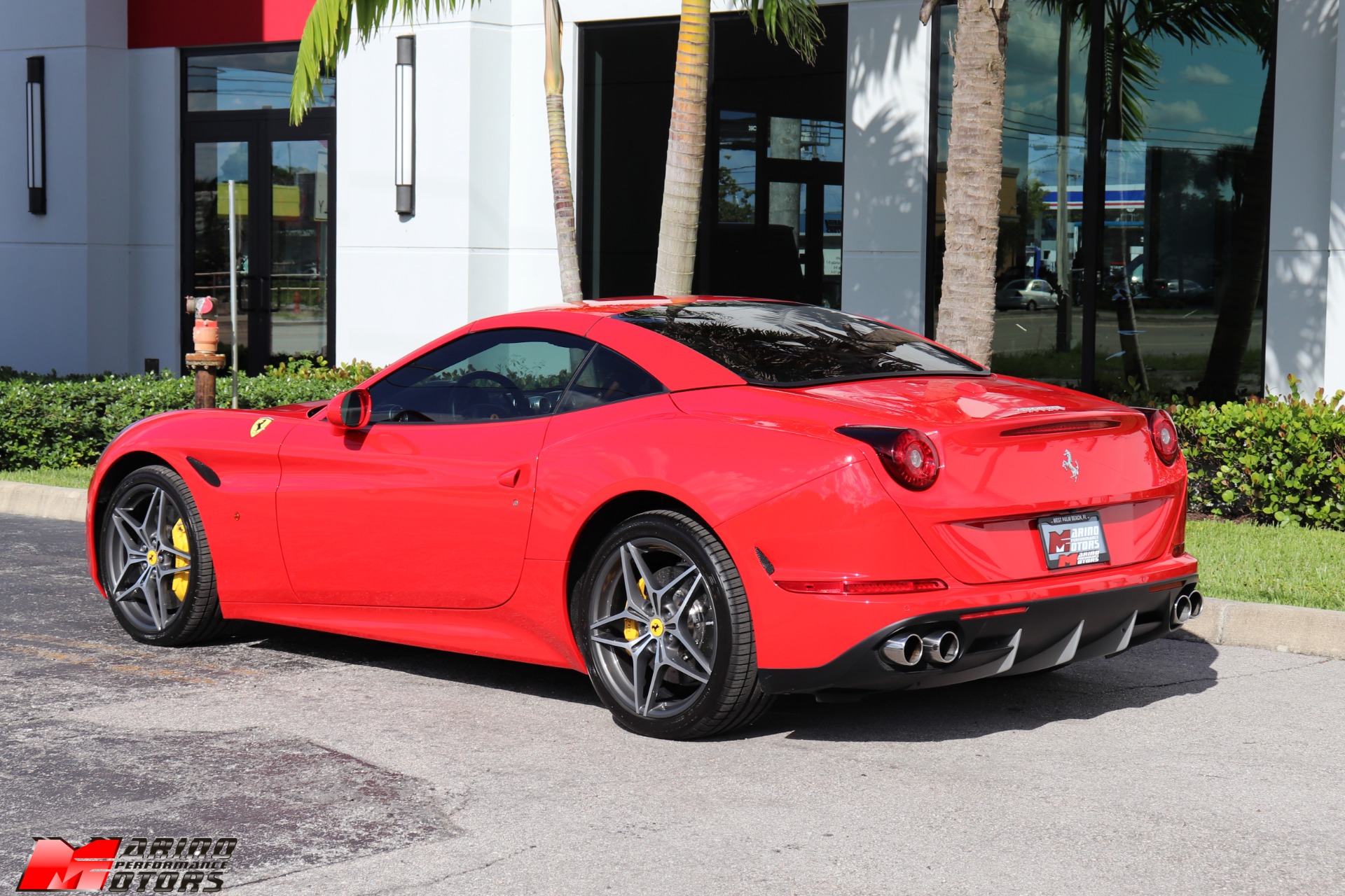 Used-2015-Ferrari-California-T