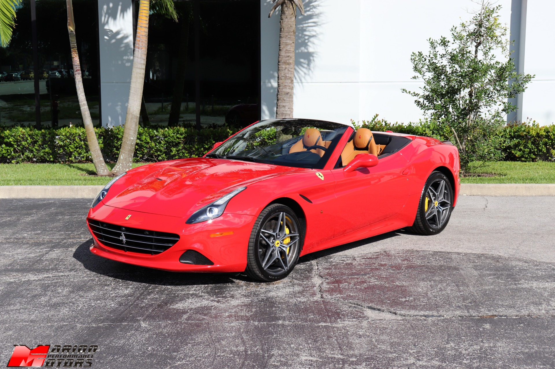 Used-2015-Ferrari-California-T