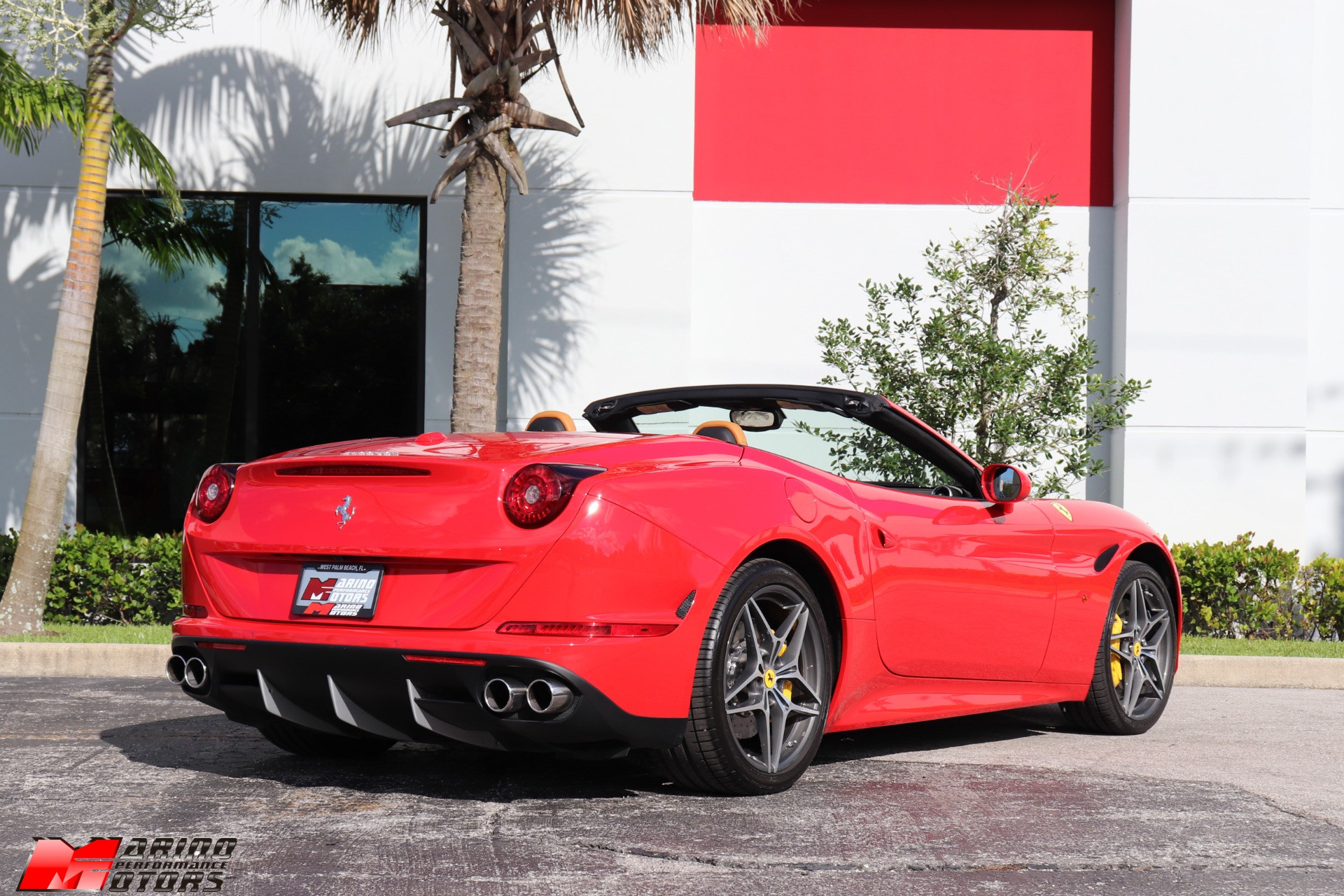 Used-2015-Ferrari-California-T