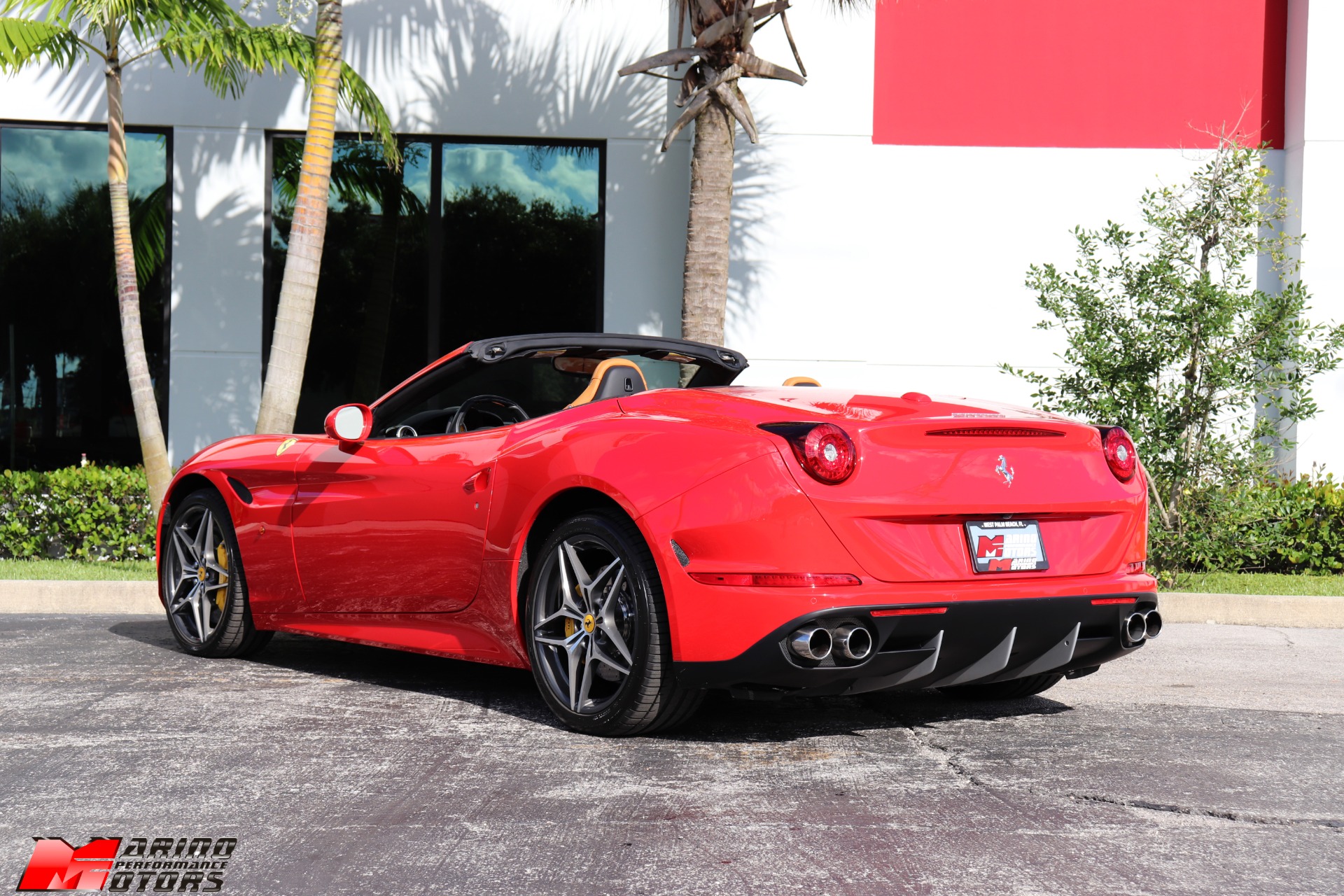 Used-2015-Ferrari-California-T
