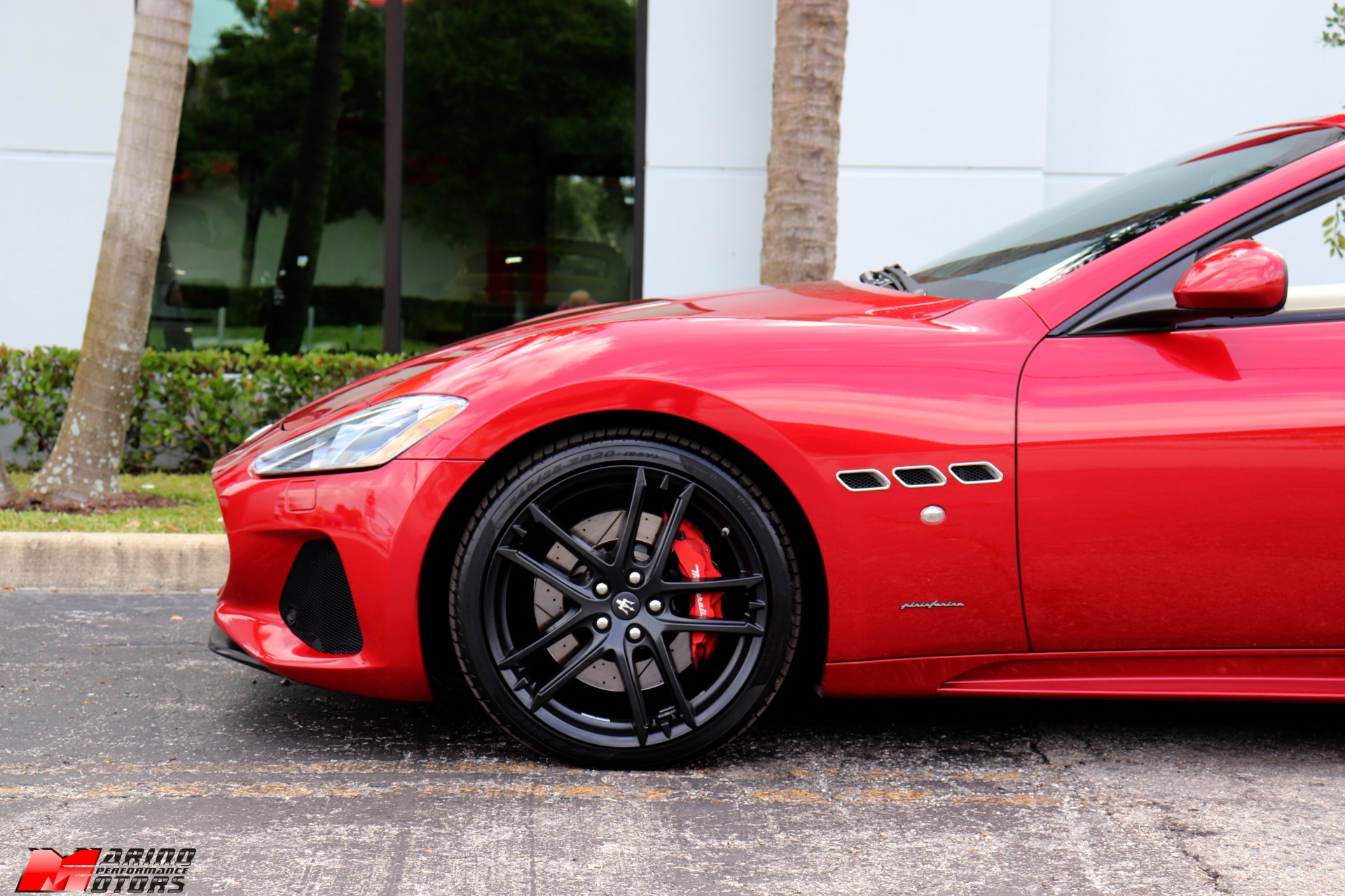 Used-2018-Maserati-GranTurismo-Sport