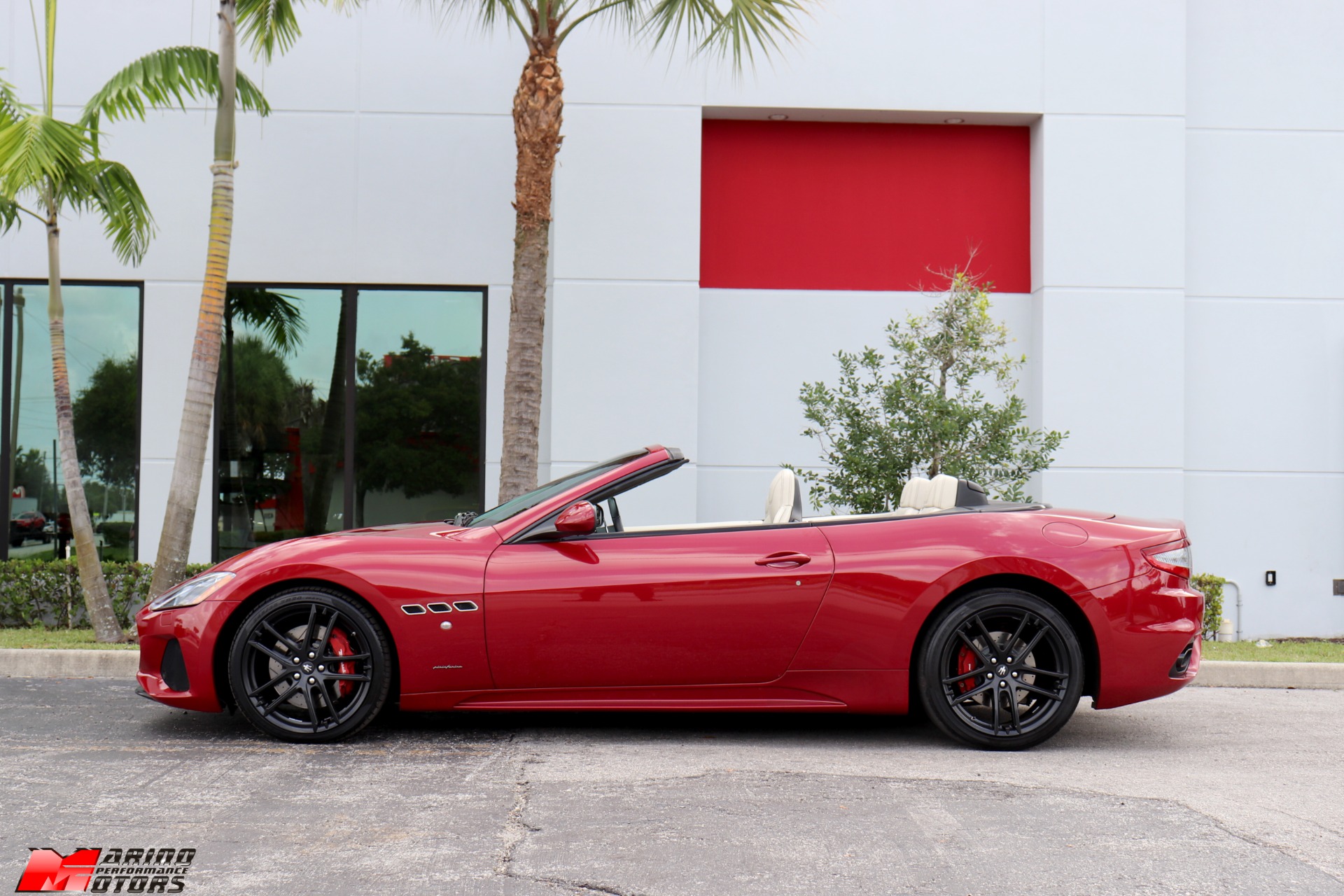 Used-2018-Maserati-GranTurismo-Sport