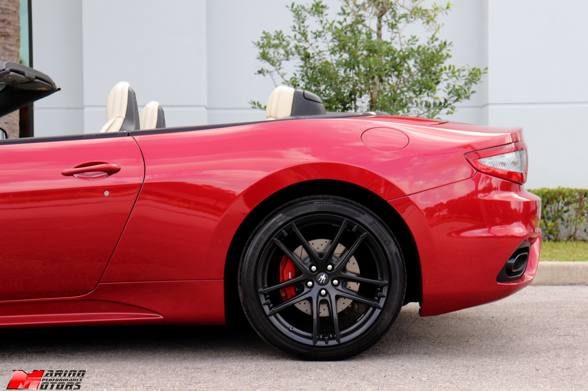 Used-2018-Maserati-GranTurismo-Sport