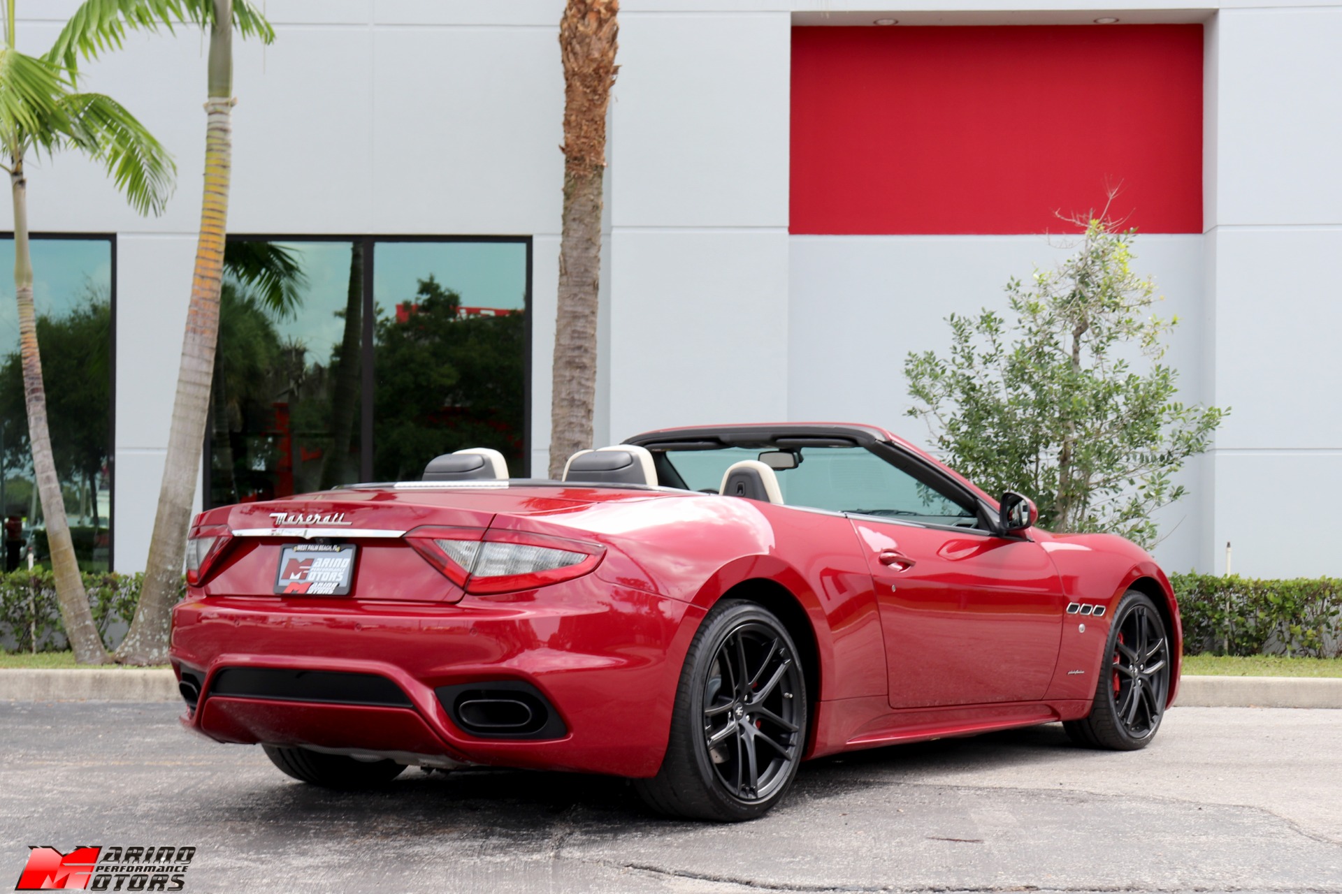 Used-2018-Maserati-GranTurismo-Sport