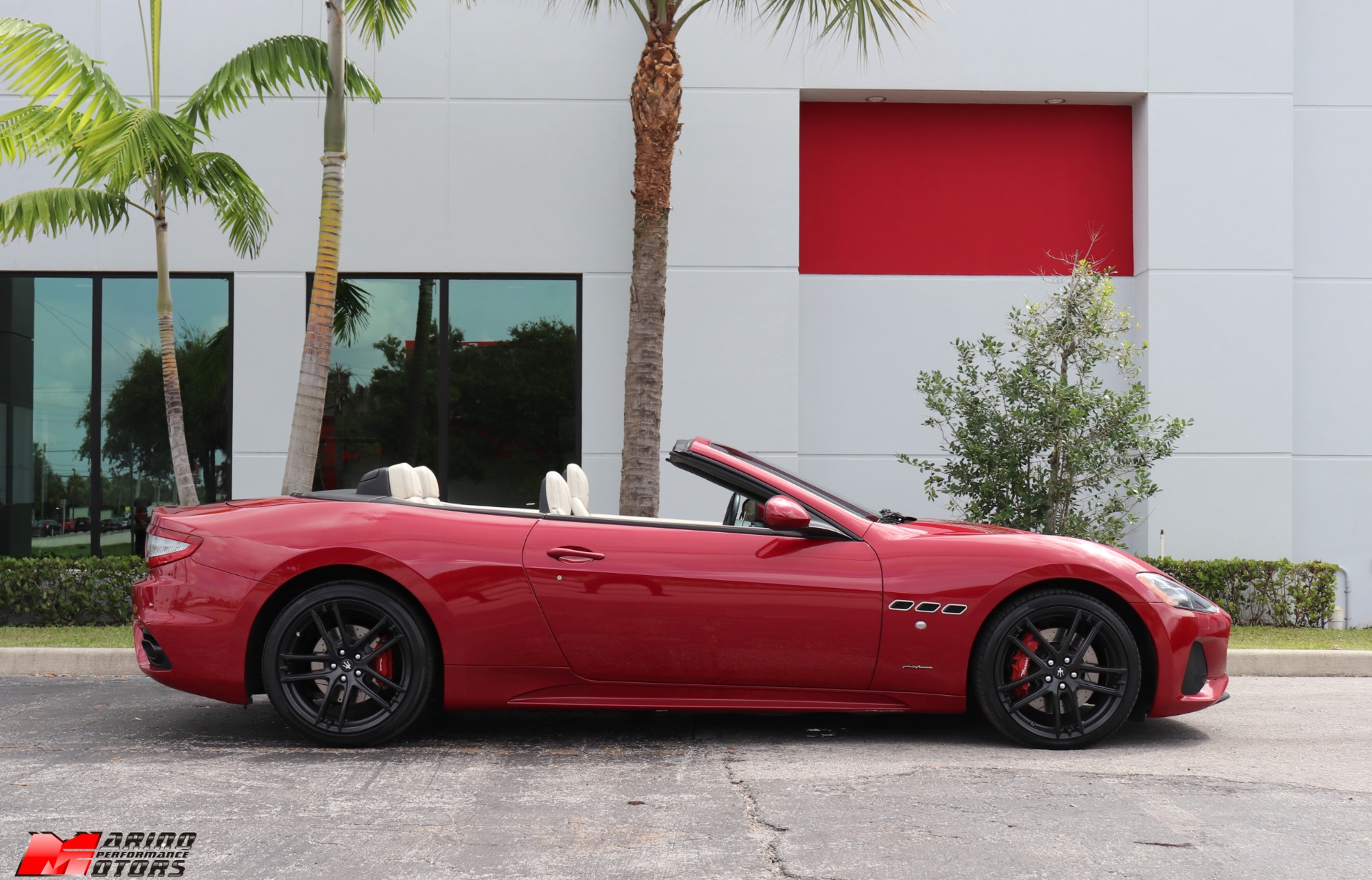 Used-2018-Maserati-GranTurismo-Sport