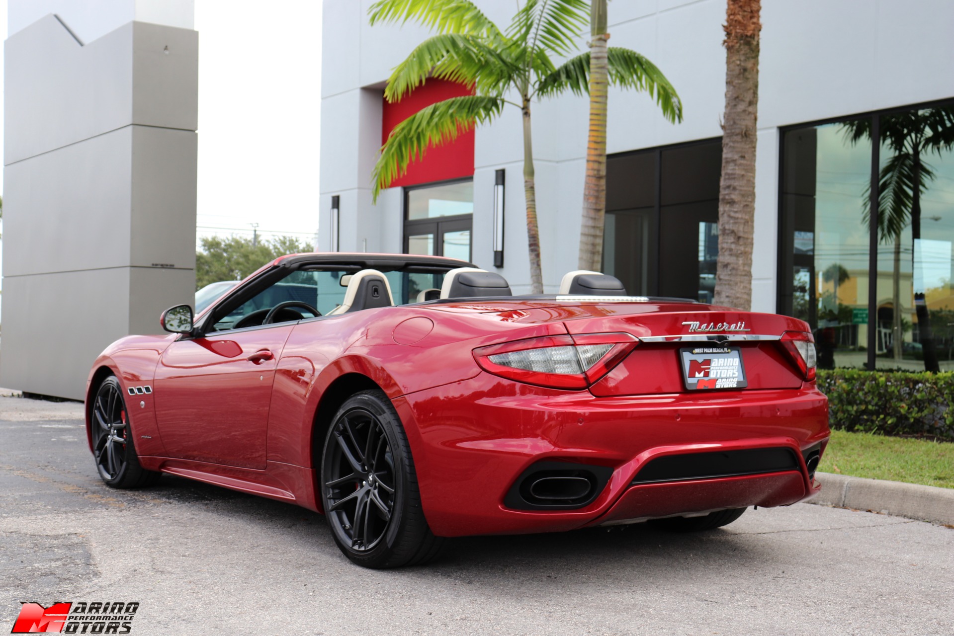 Used-2018-Maserati-GranTurismo-Sport