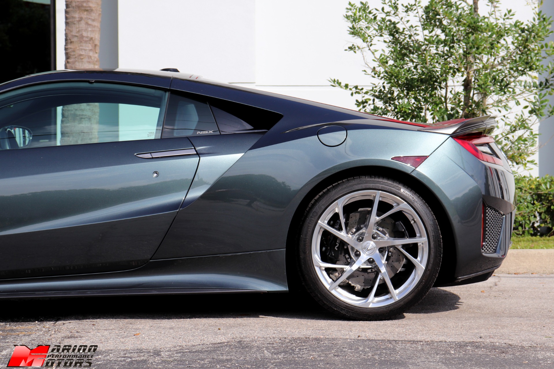 Used-2017-Acura-NSX-SH-AWD-Sport-Hybrid