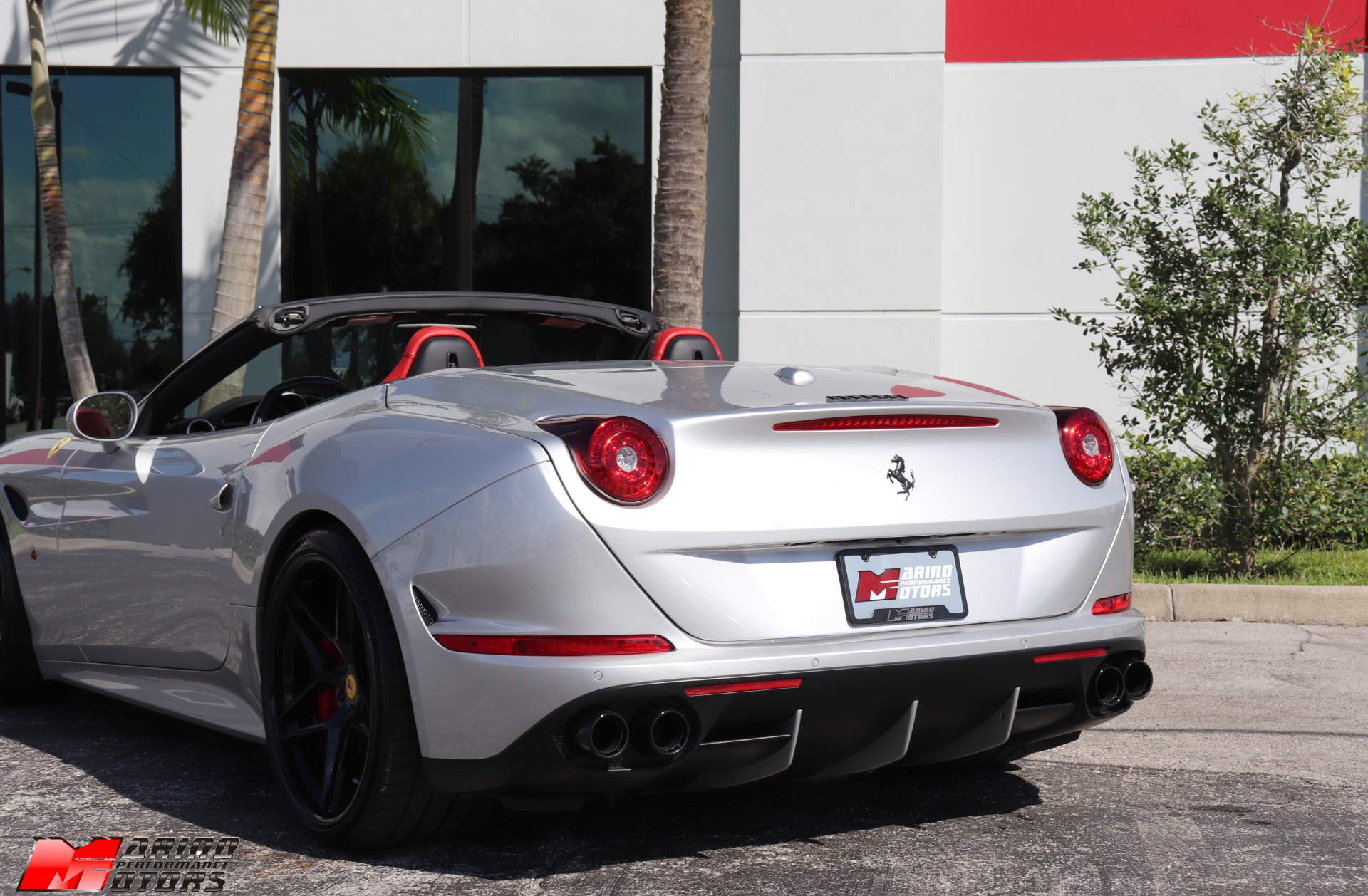 Used-2016-Ferrari-California-T