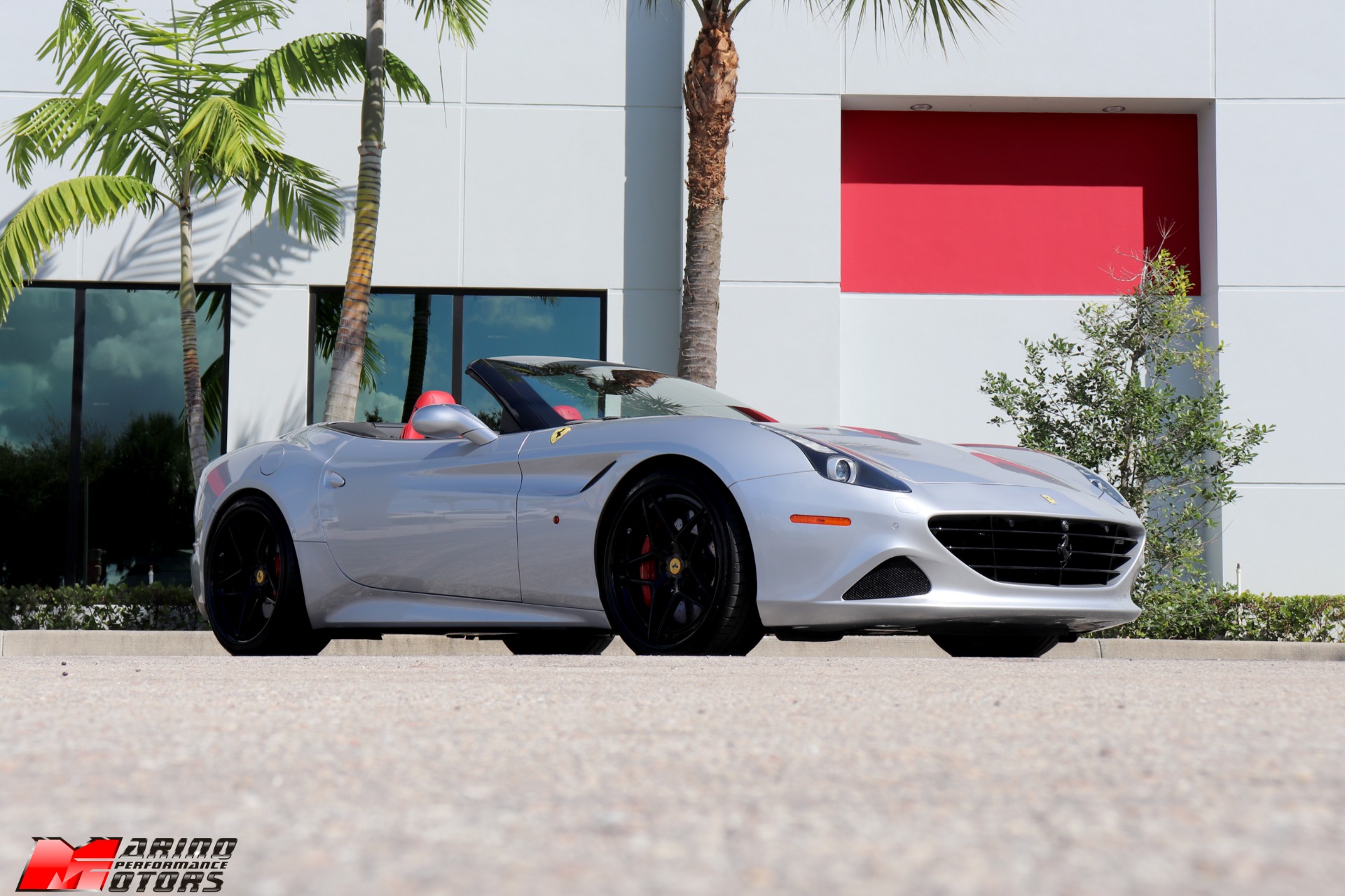 Used-2016-Ferrari-California-T