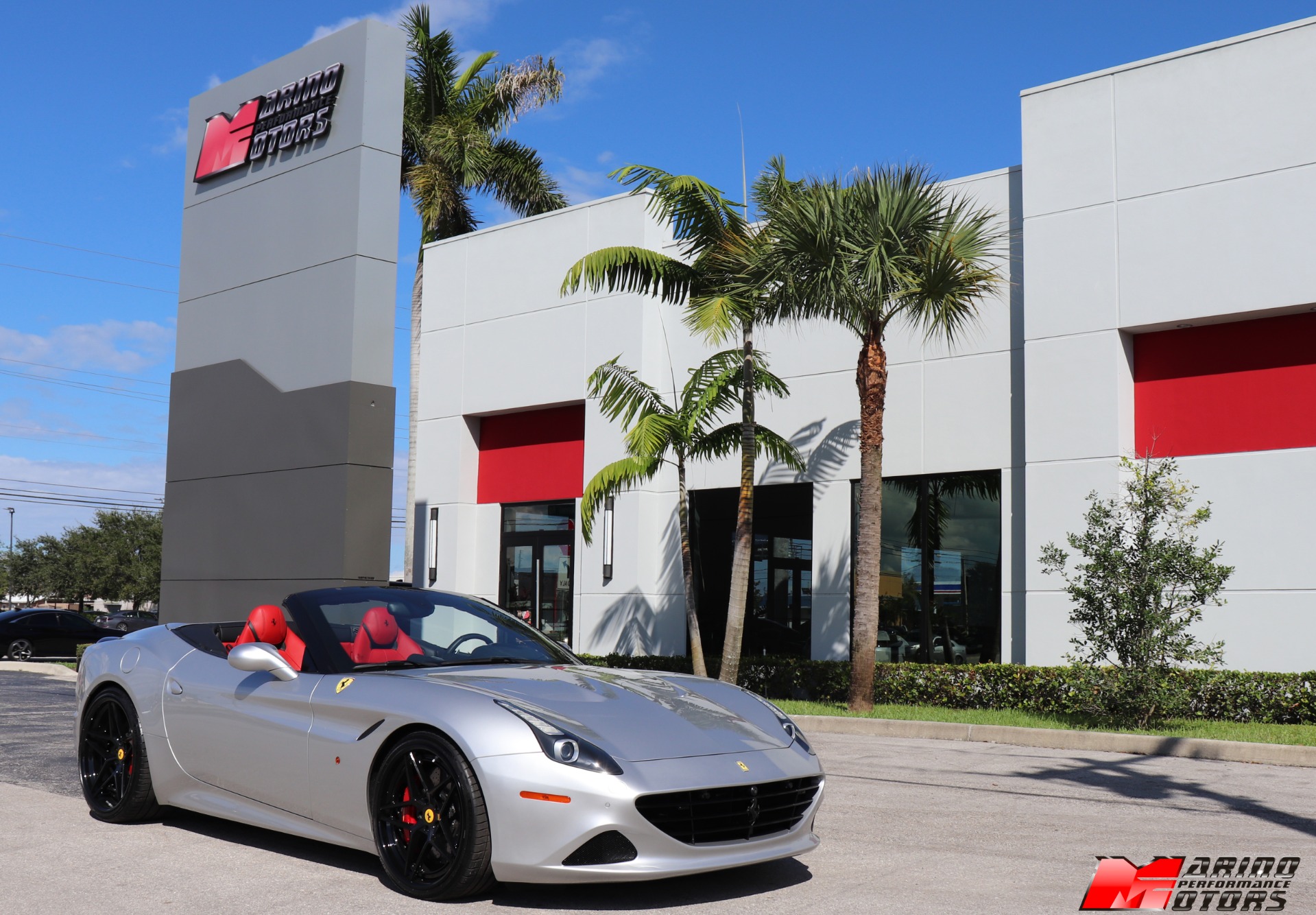 Used-2016-Ferrari-California-T