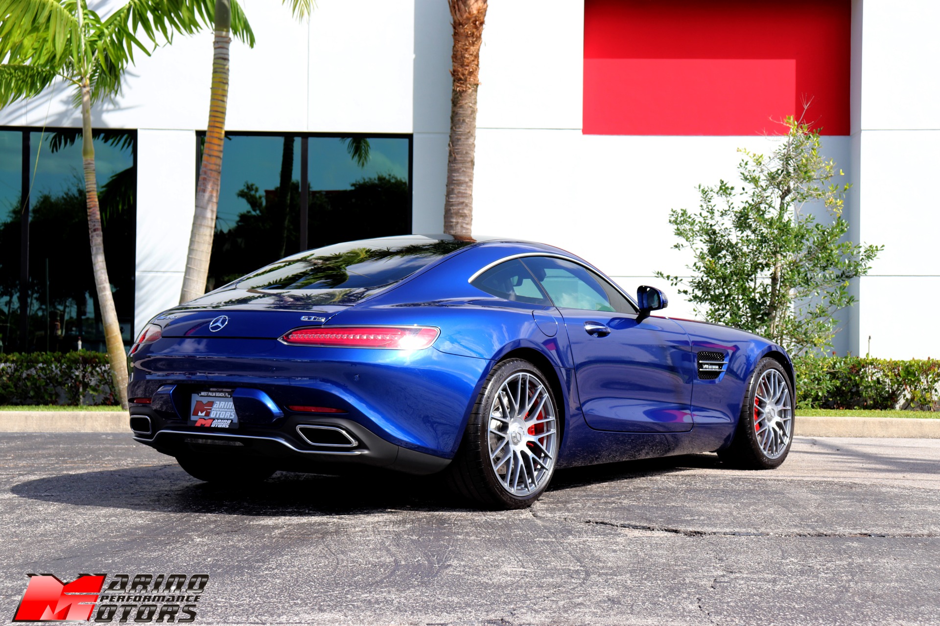 Used-2016-Mercedes-Benz-AMG-GT-S
