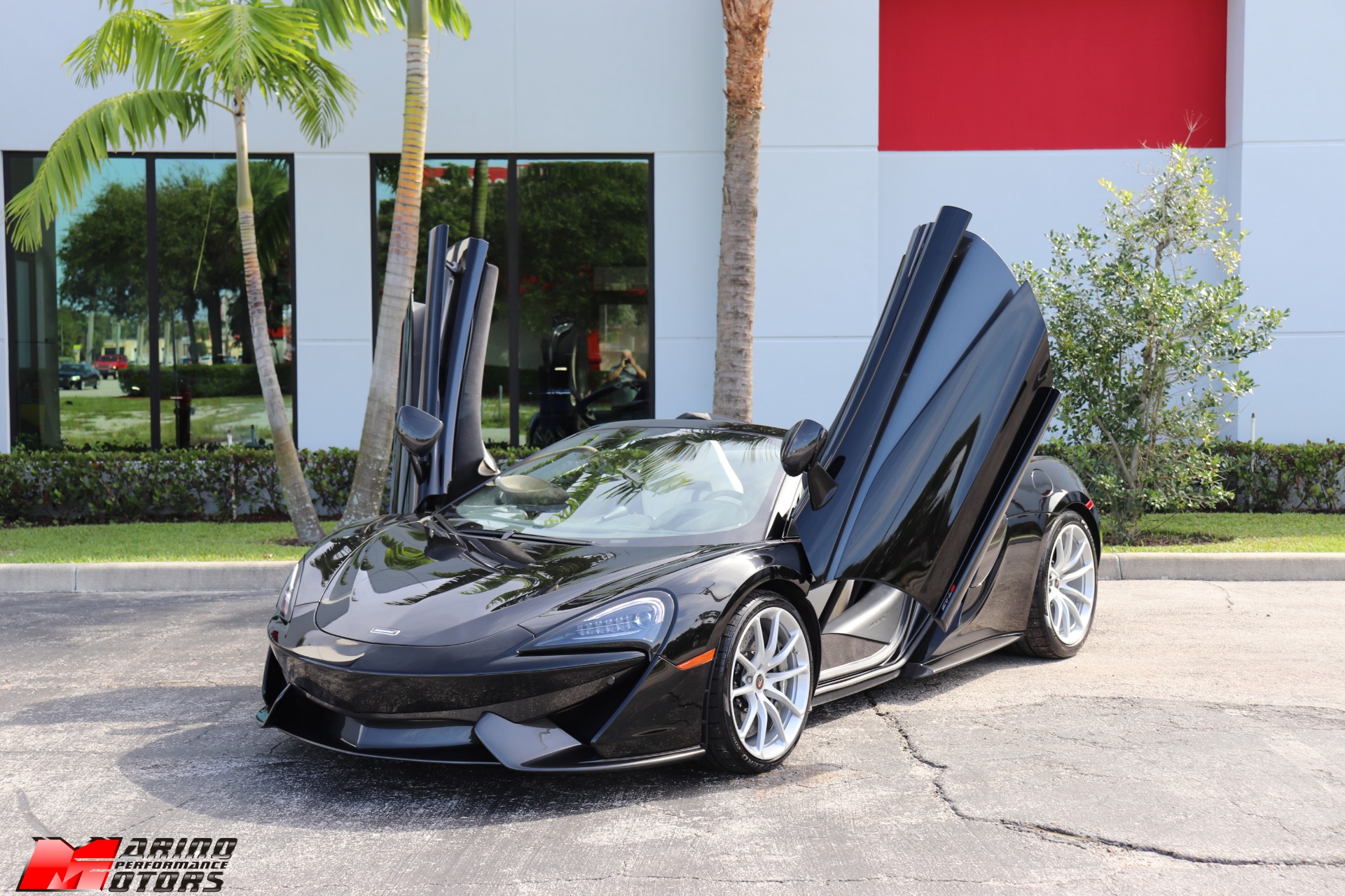 Used-2018-McLaren-570S-Spider