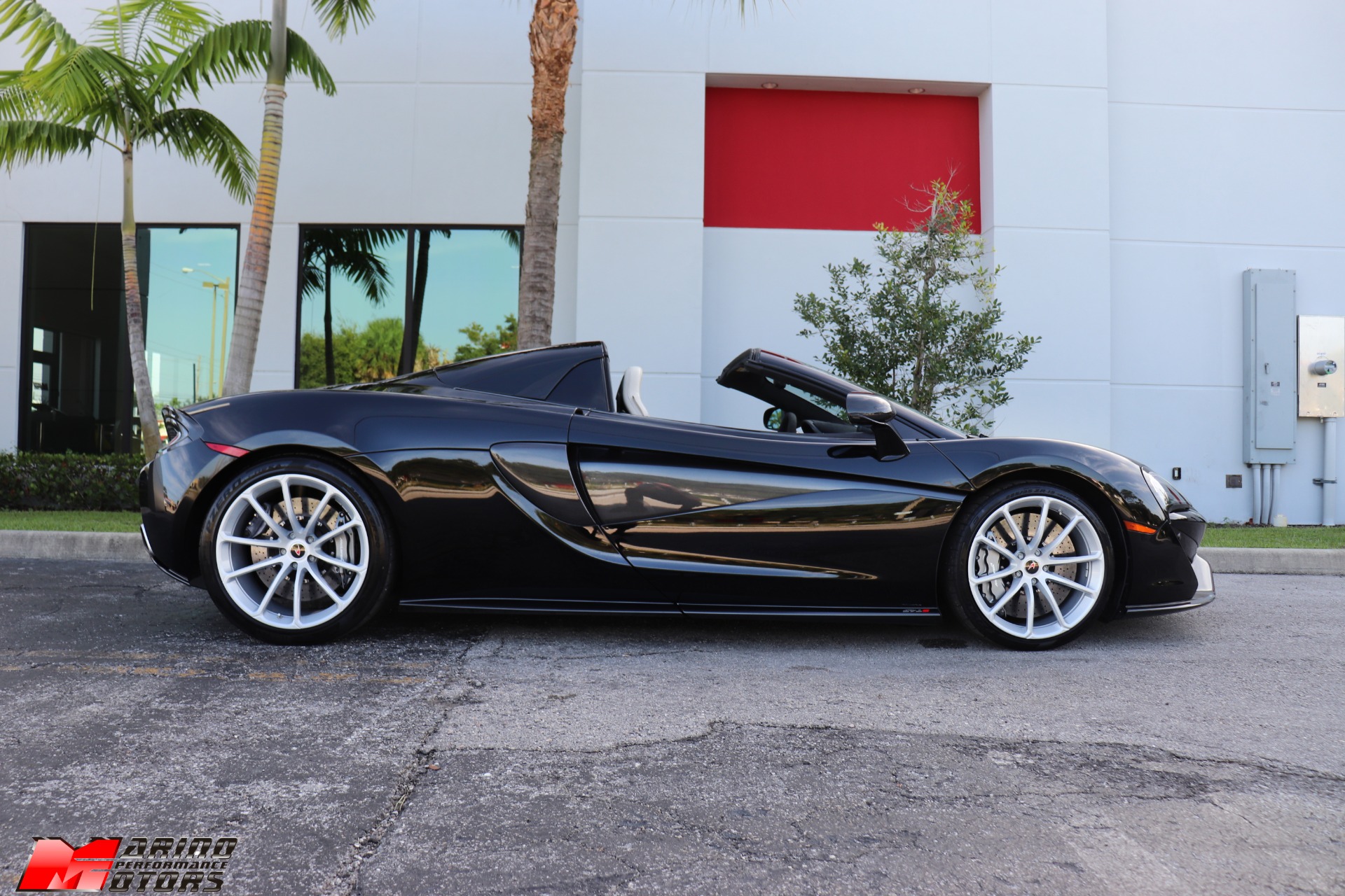 Used-2018-McLaren-570S-Spider