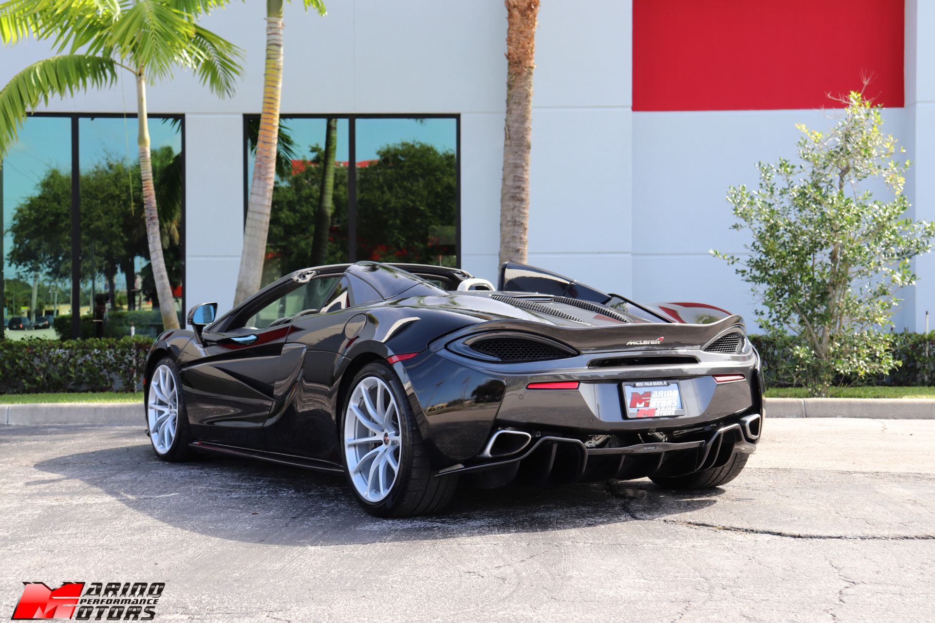 Used-2018-McLaren-570S-Spider